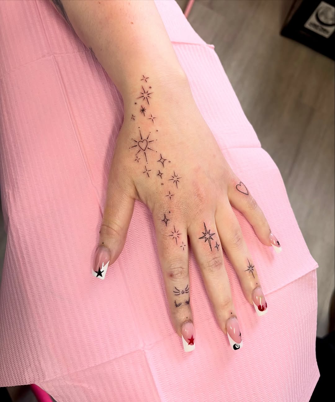Tattoo by @babylon.tattoos — fine_line, minimalist