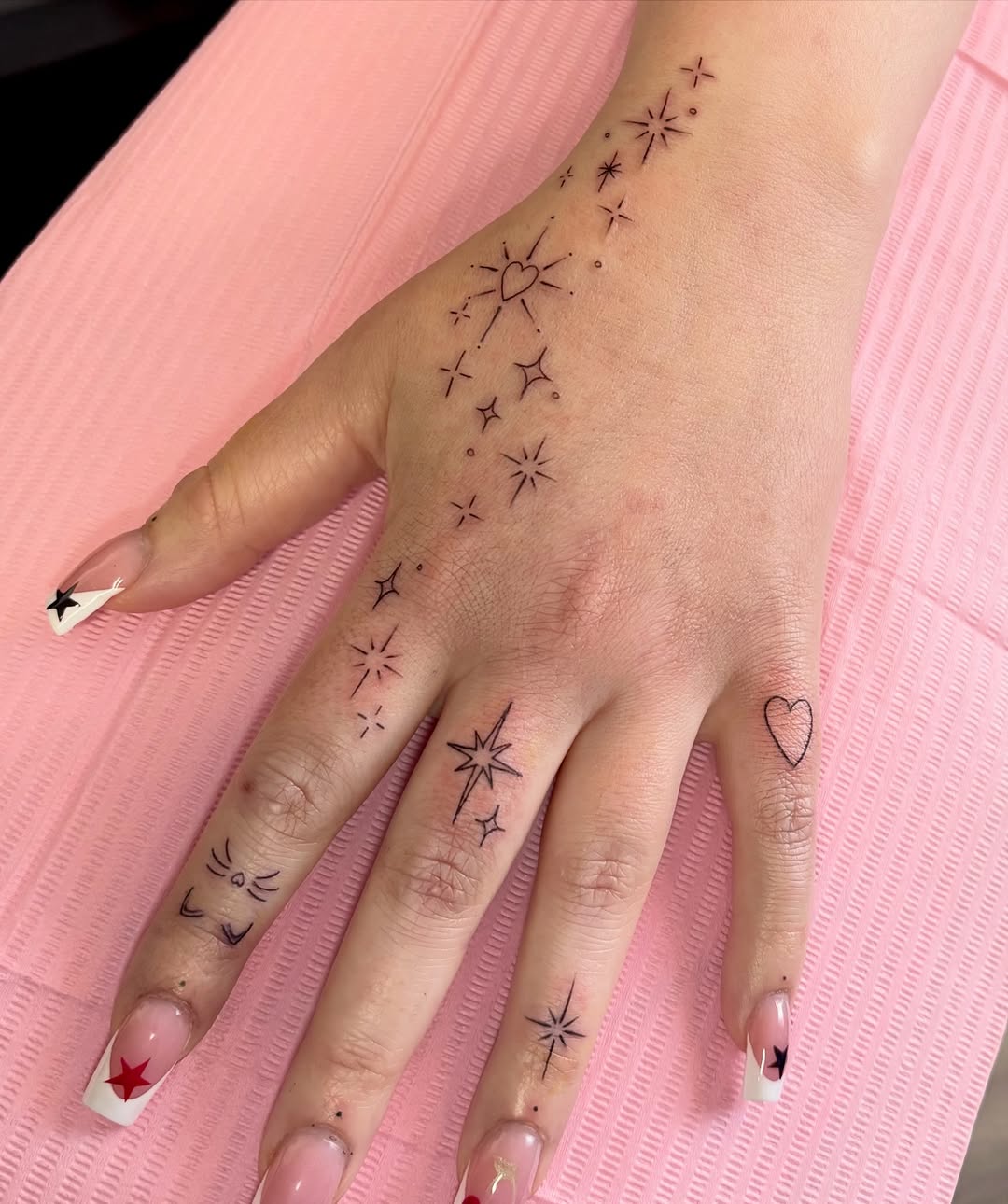 Tattoo by @babylon.tattoos — fine_line, minimalist