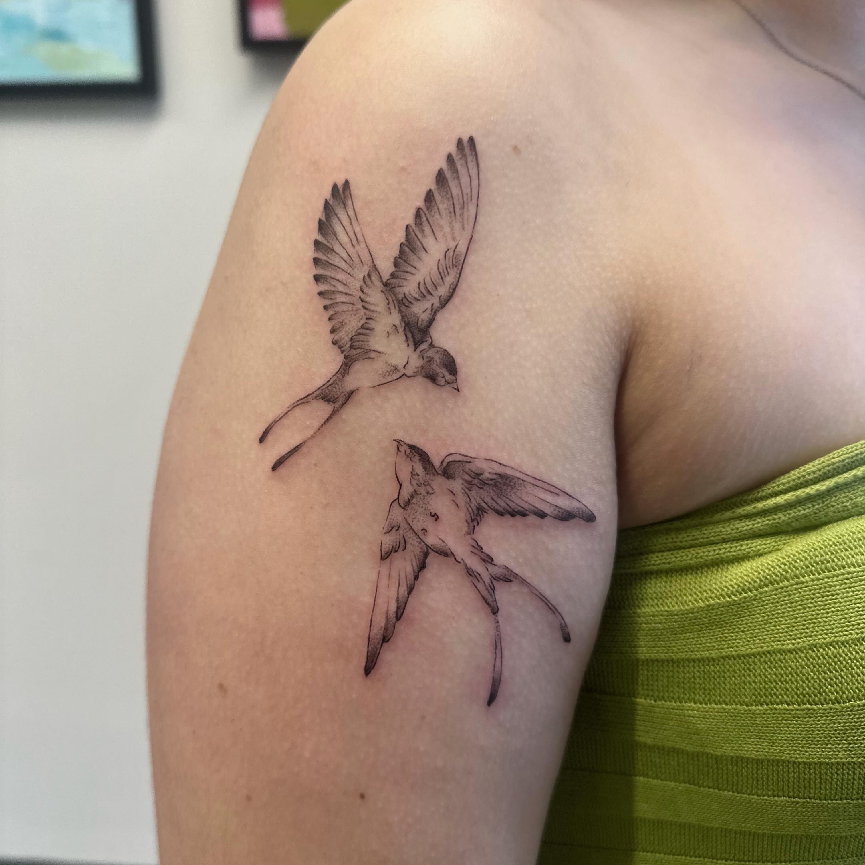 Swallows black and grey tattoo on the shoulder by edie ☆ kansas tattoo artist, Lawrence, Kansas