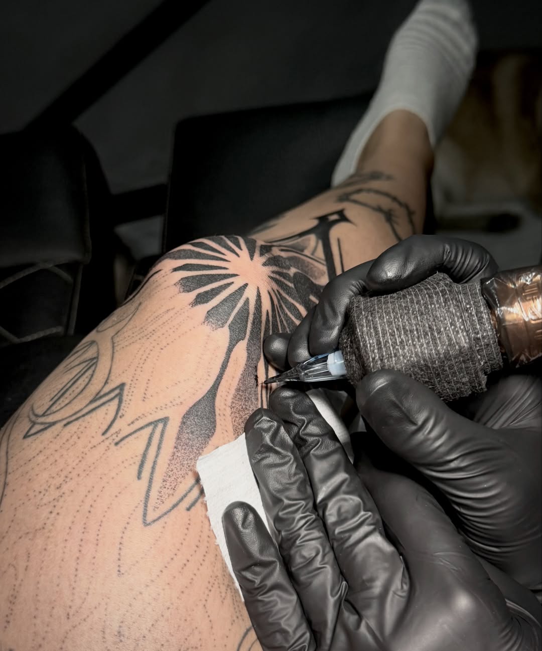 Tattoo by @tivengomez — dotwork