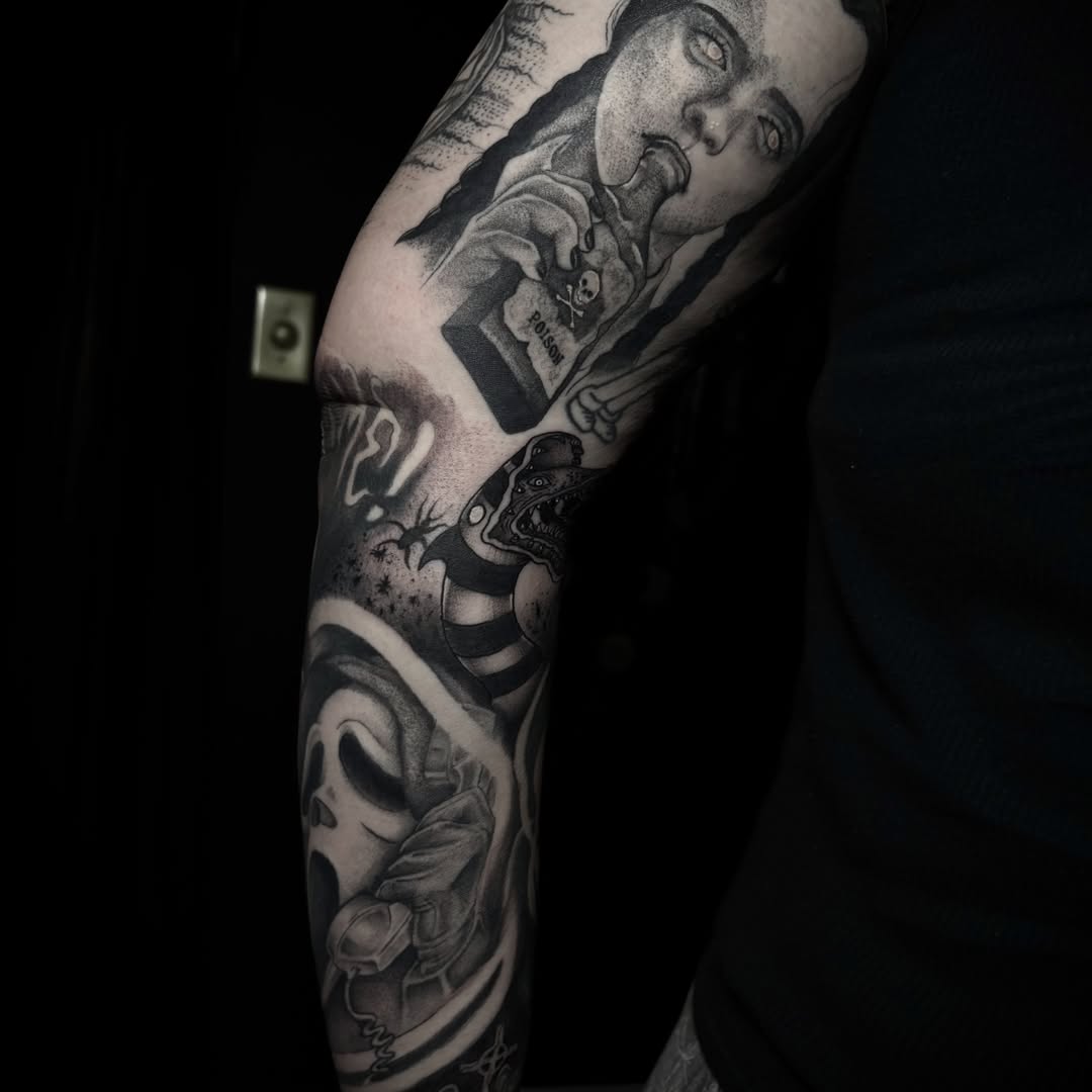 Portrait with skull and snake realism tattoo on the forearm by 𝒜𝓇𝓉 𝒷𝓎 𝒱𝑒 𝒩𝑜𝒸𝓉𝑒𝓂