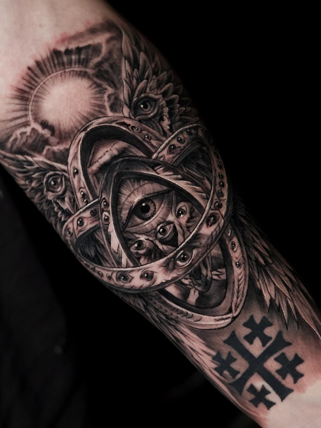 Realism tattoo on the forearm by Bapone