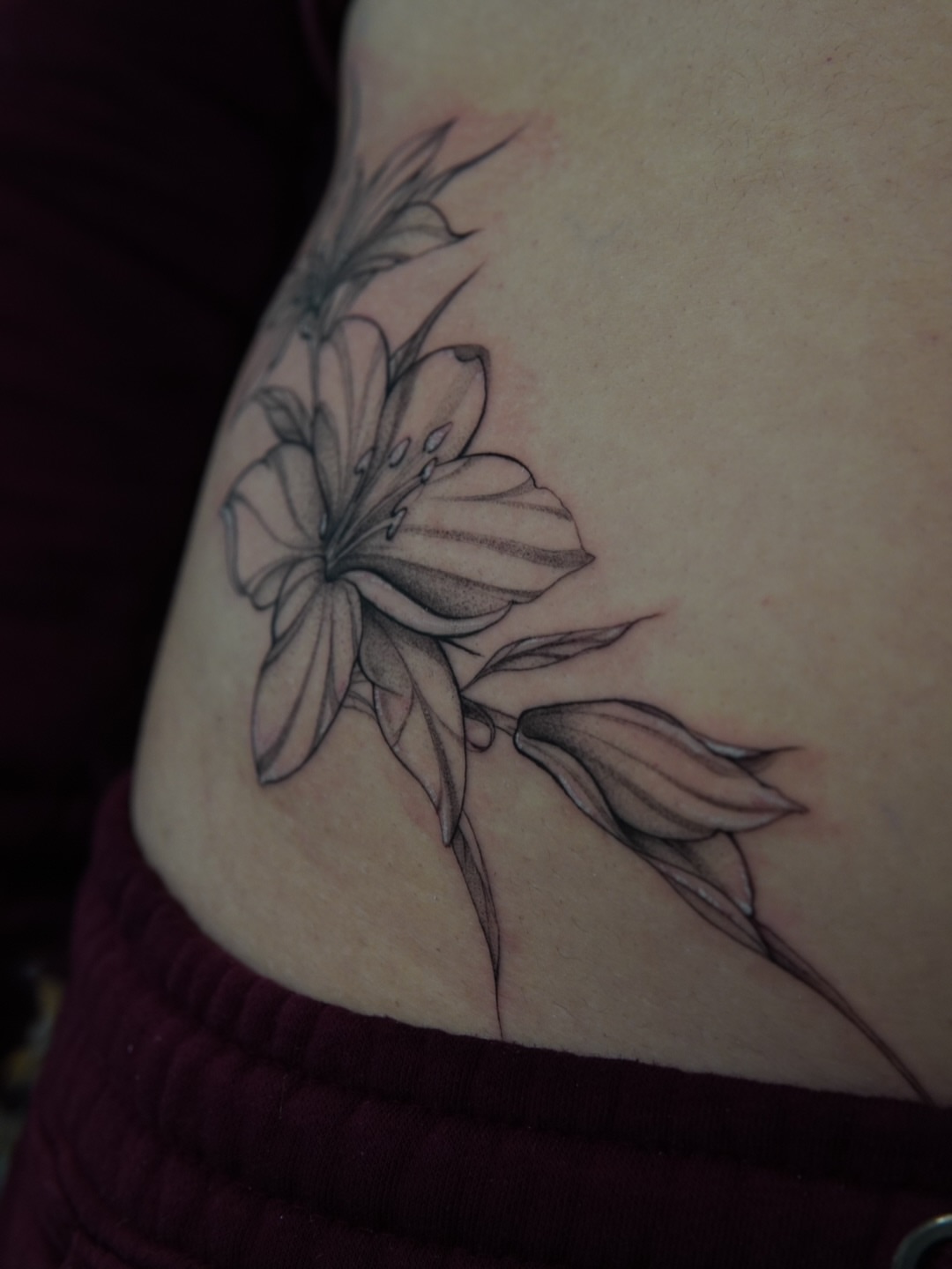 Tattoo by @tattooforero — dotwork, realism
