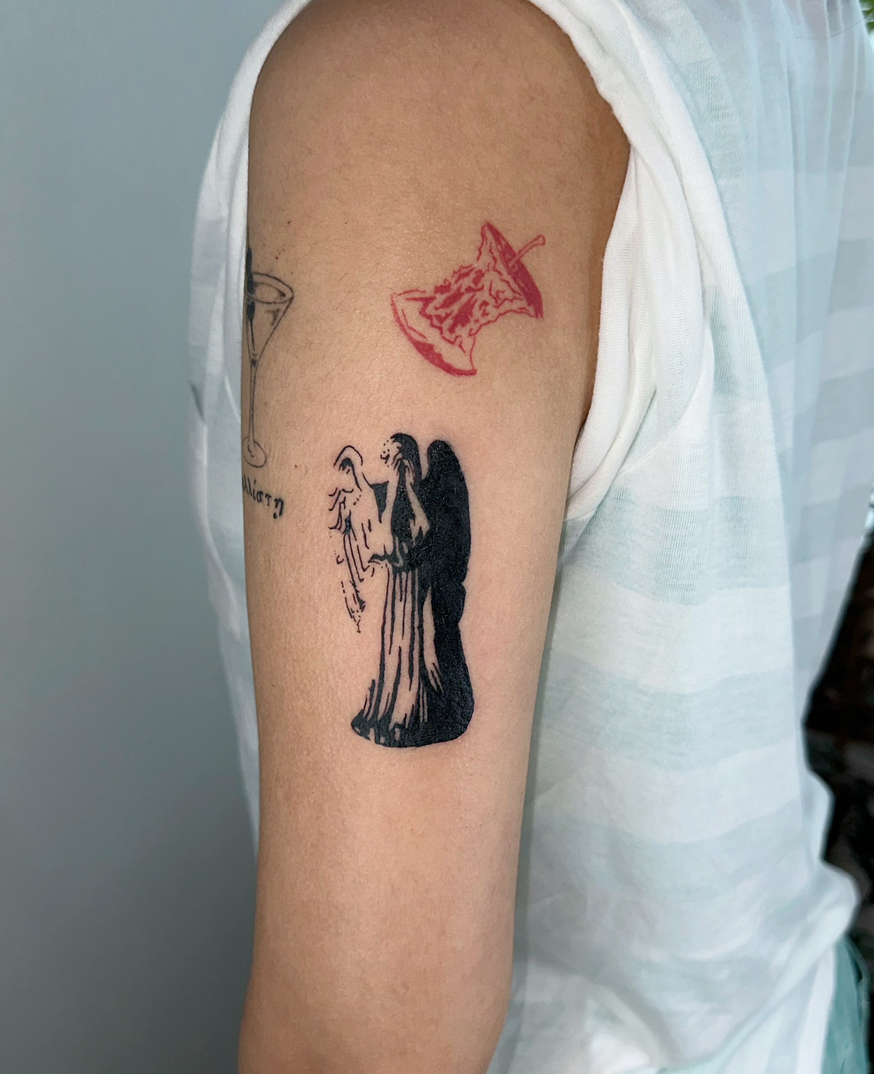 Tattoo by @kiijooya — black_and_grey