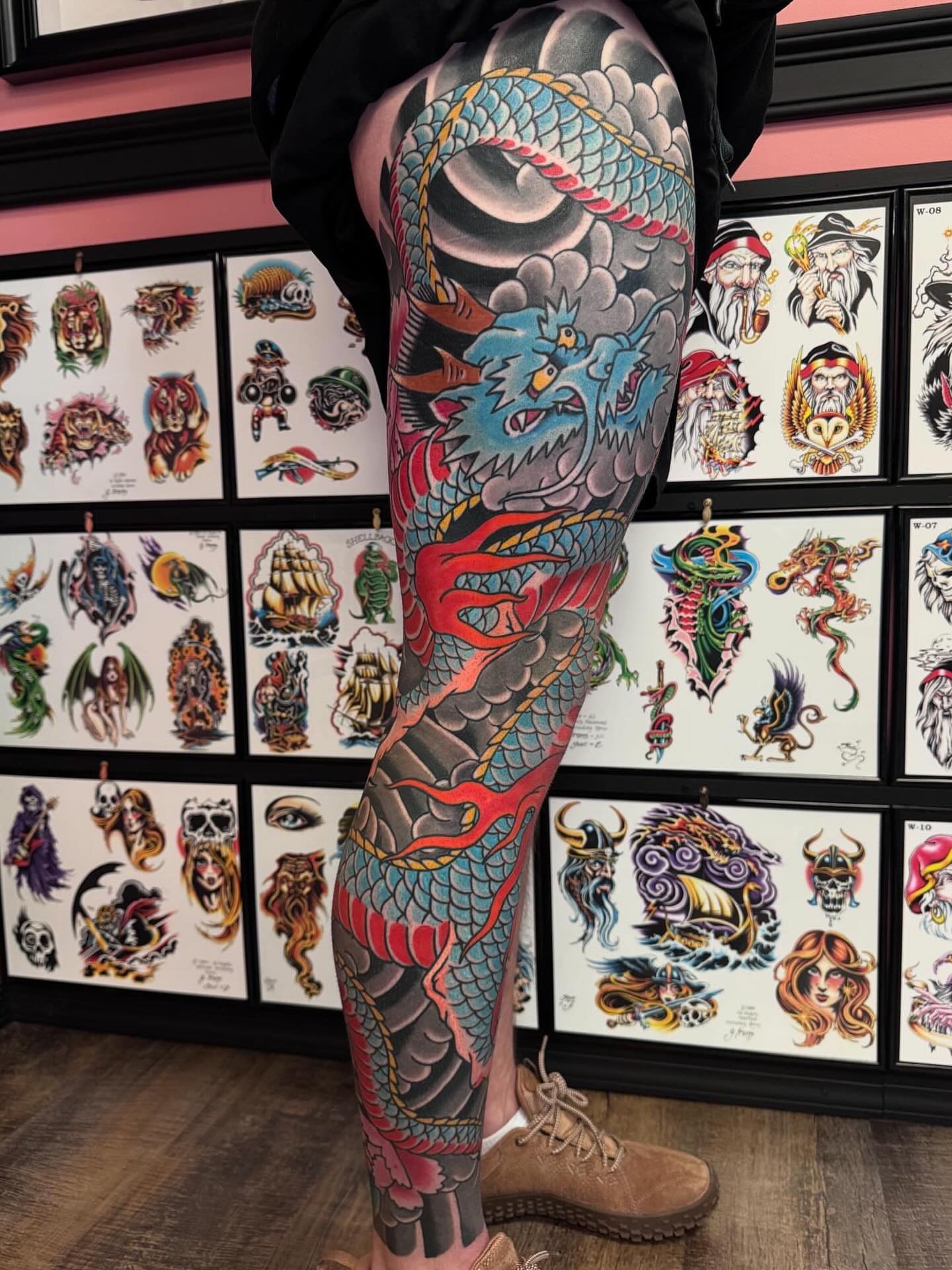 Dragon japanese irezumi tattoo on the leg by Landon Lewis