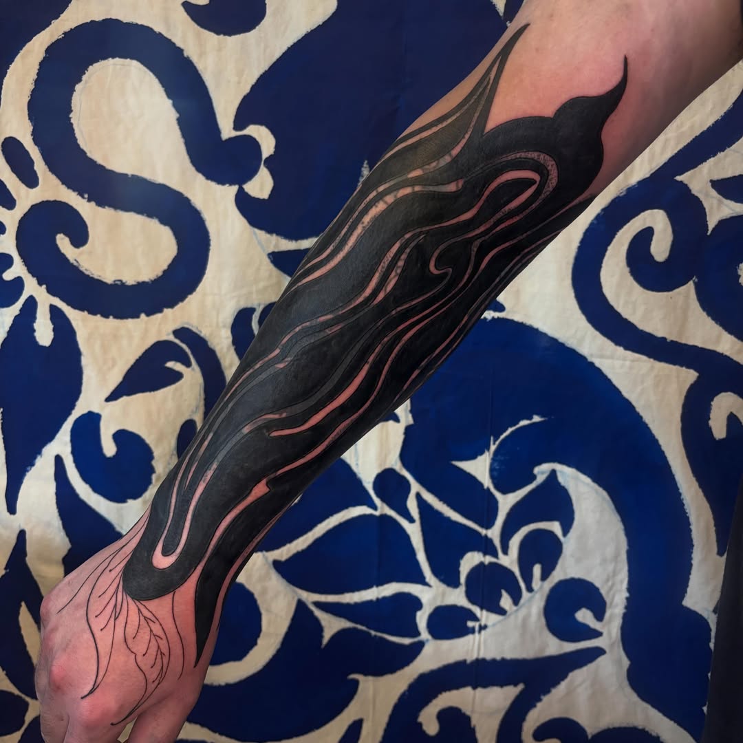 Tattoo by @beckiwilson — black_and_grey