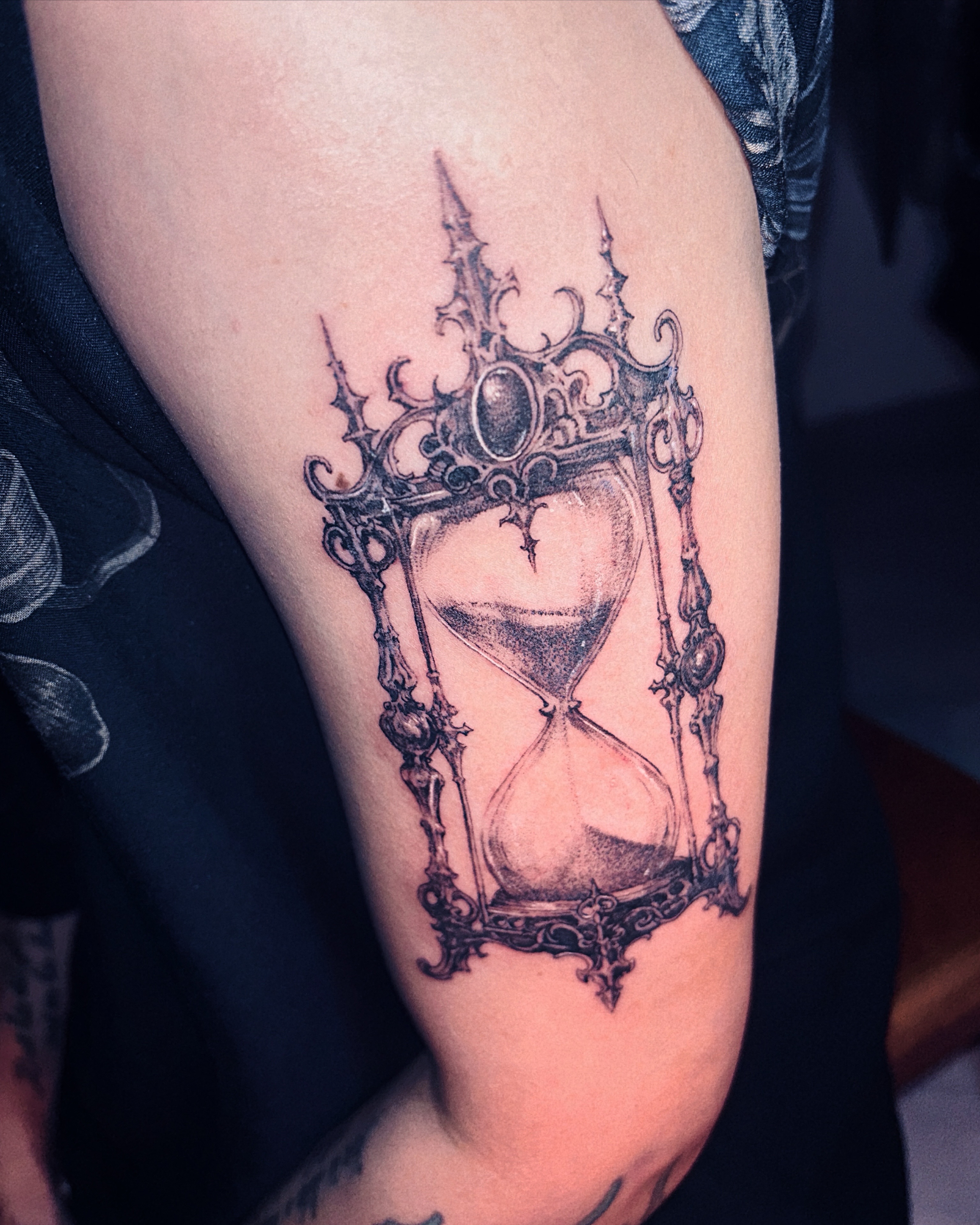 Tattoo by @leexitt — black_and_grey, geometric