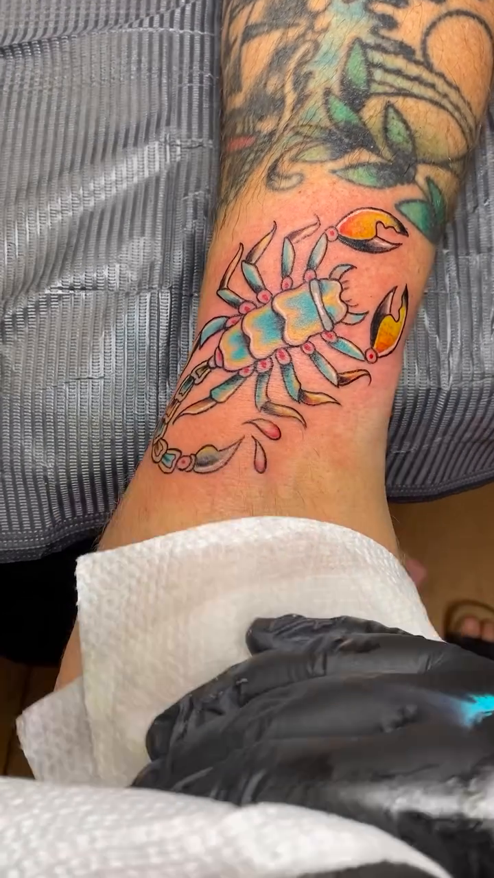 Tattoo by @turnuptulip — neo_traditional