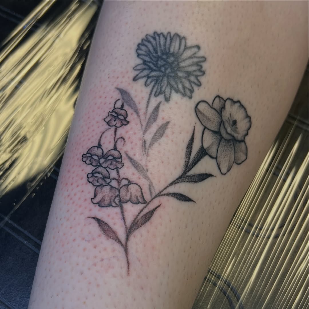 Tattoo by @danimcbaytattoos — fine_line, dotwork