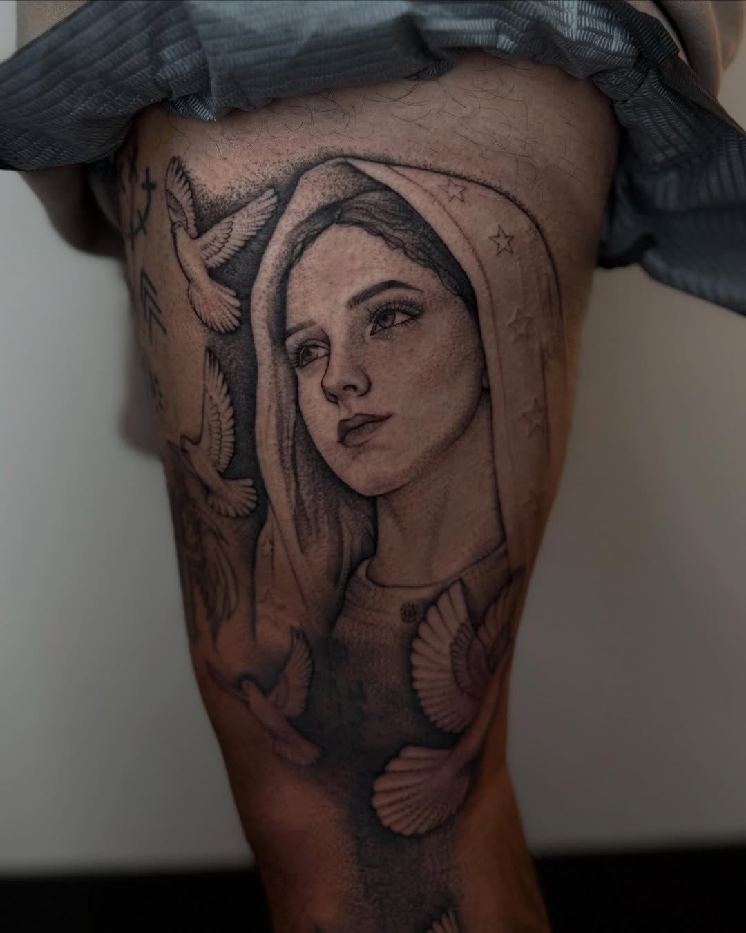 Tattoo by @carsytat — realism, black_and_grey