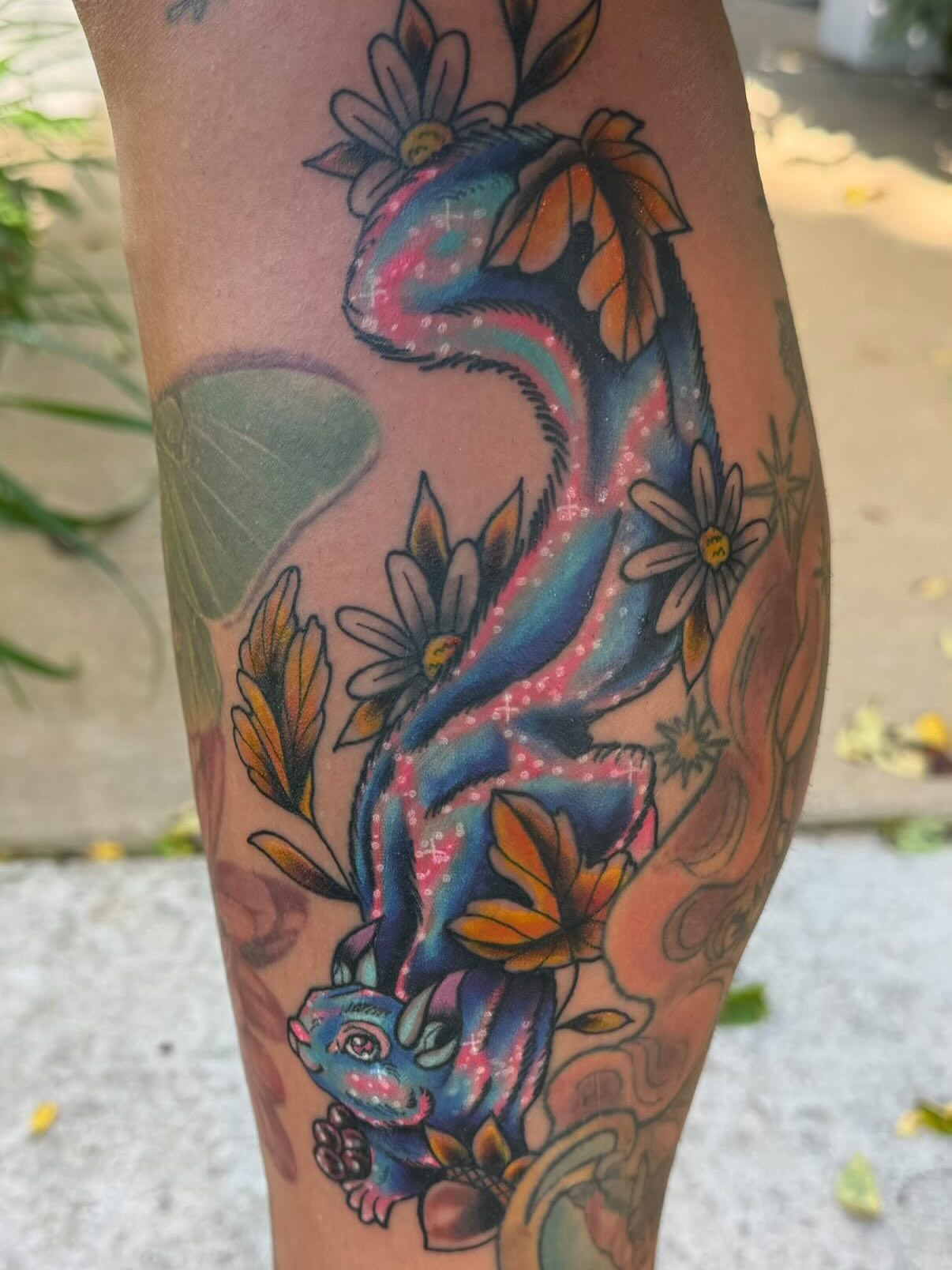 Tattoo by @haileyhermo — new_school, dotwork