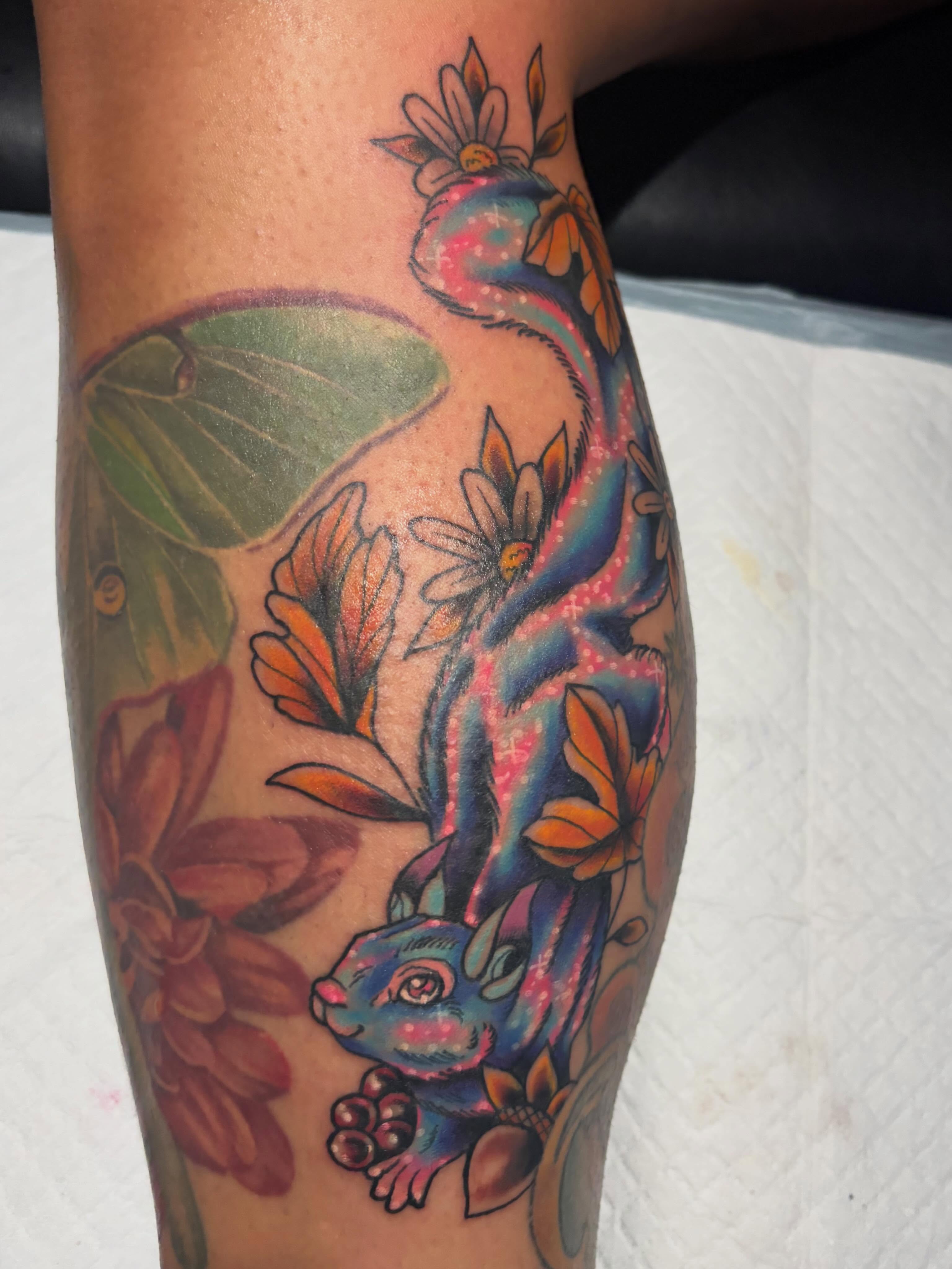 Tattoo by @haileyhermo — new_school, dotwork