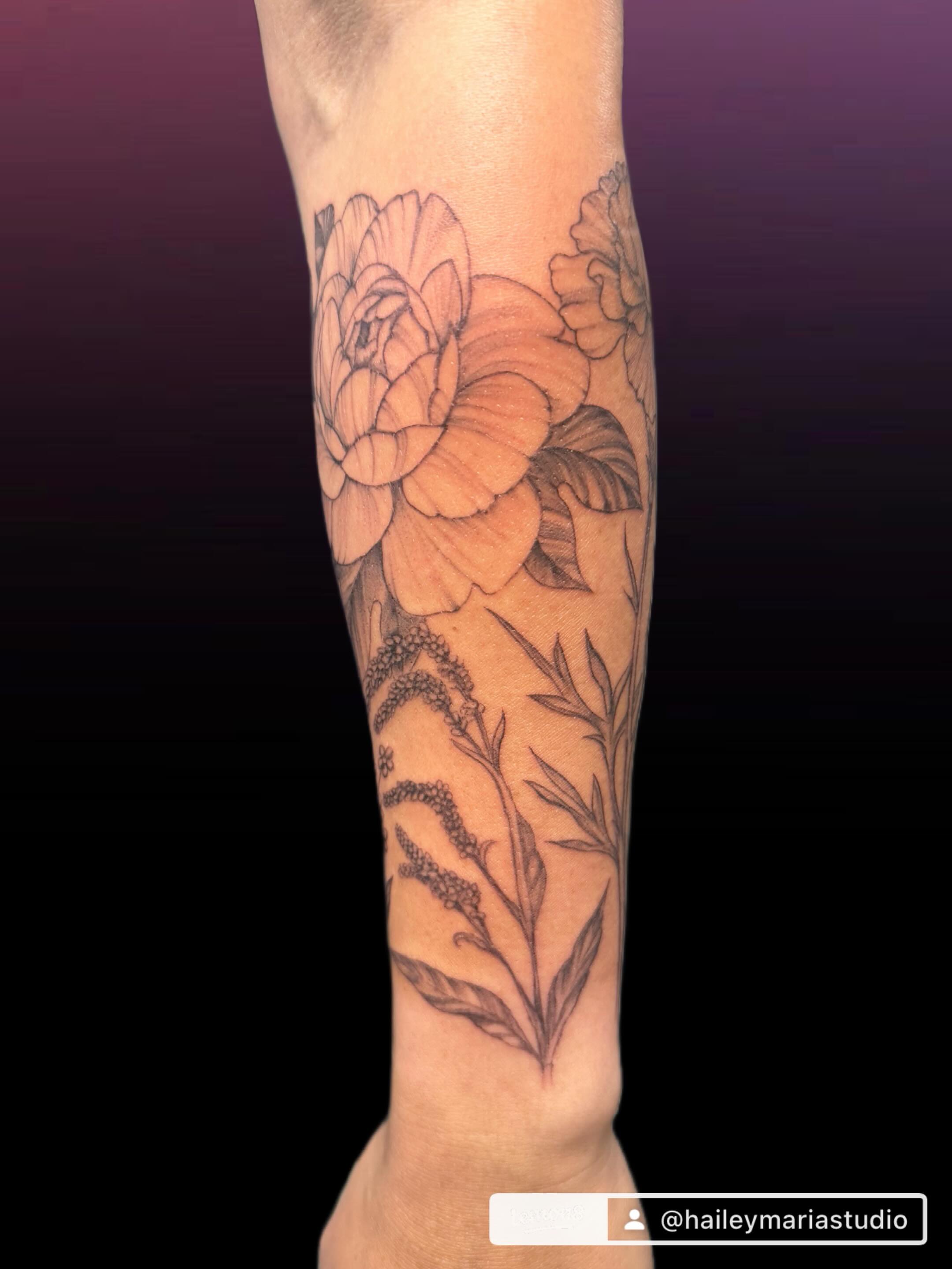 Tattoo by @haileymariastudio — black_and_grey
