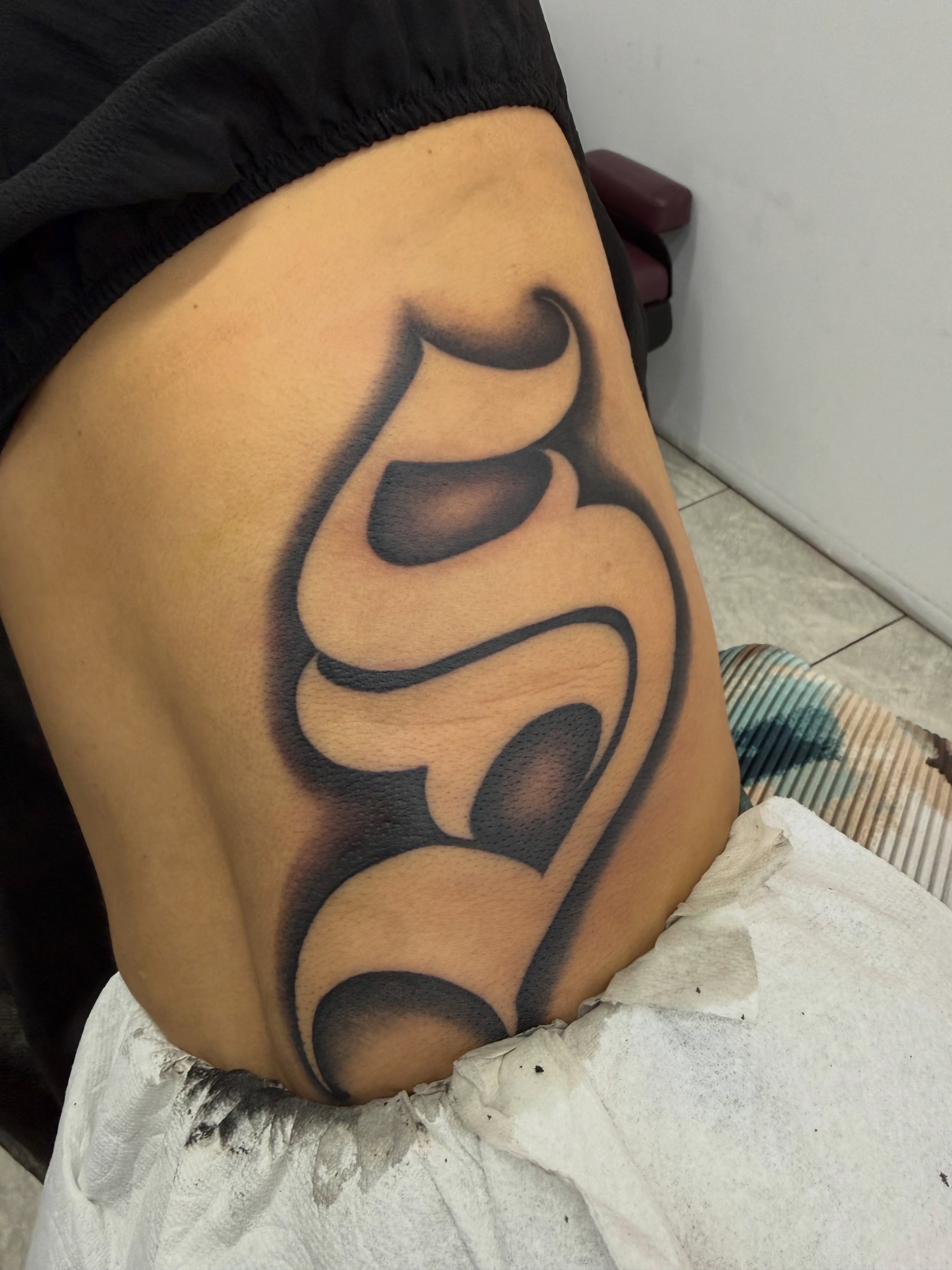 Tattoo by @dl_ta2s β black_and_grey