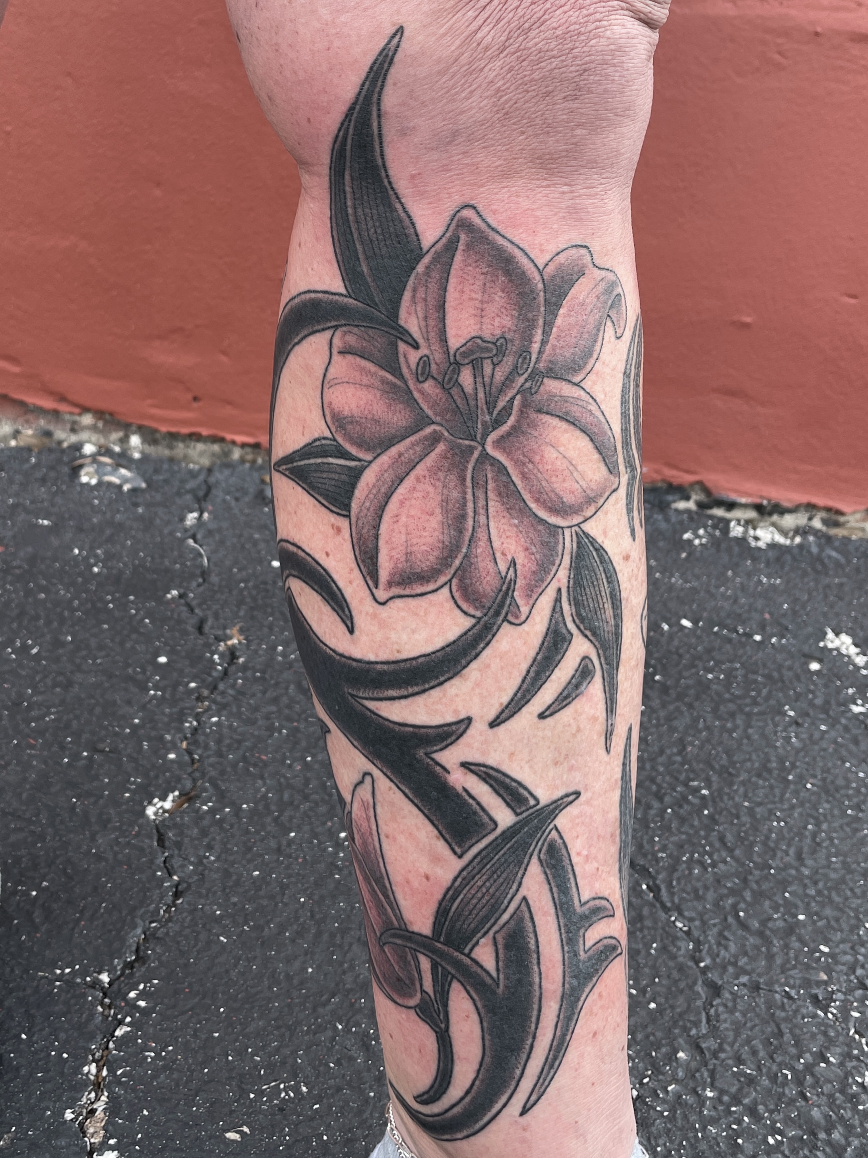 Tattoo by @julietattoos — black_and_grey