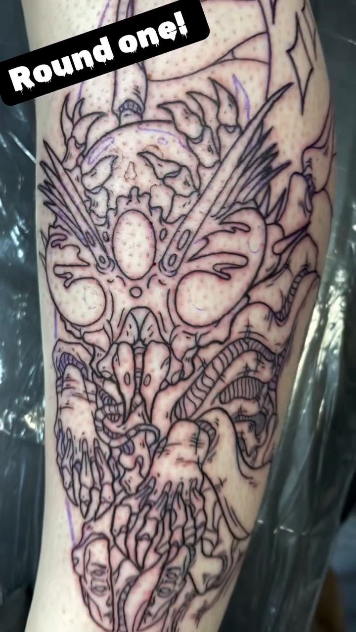 Tattoo by @vicent_tattoos — japanese_irezumi, blackwork