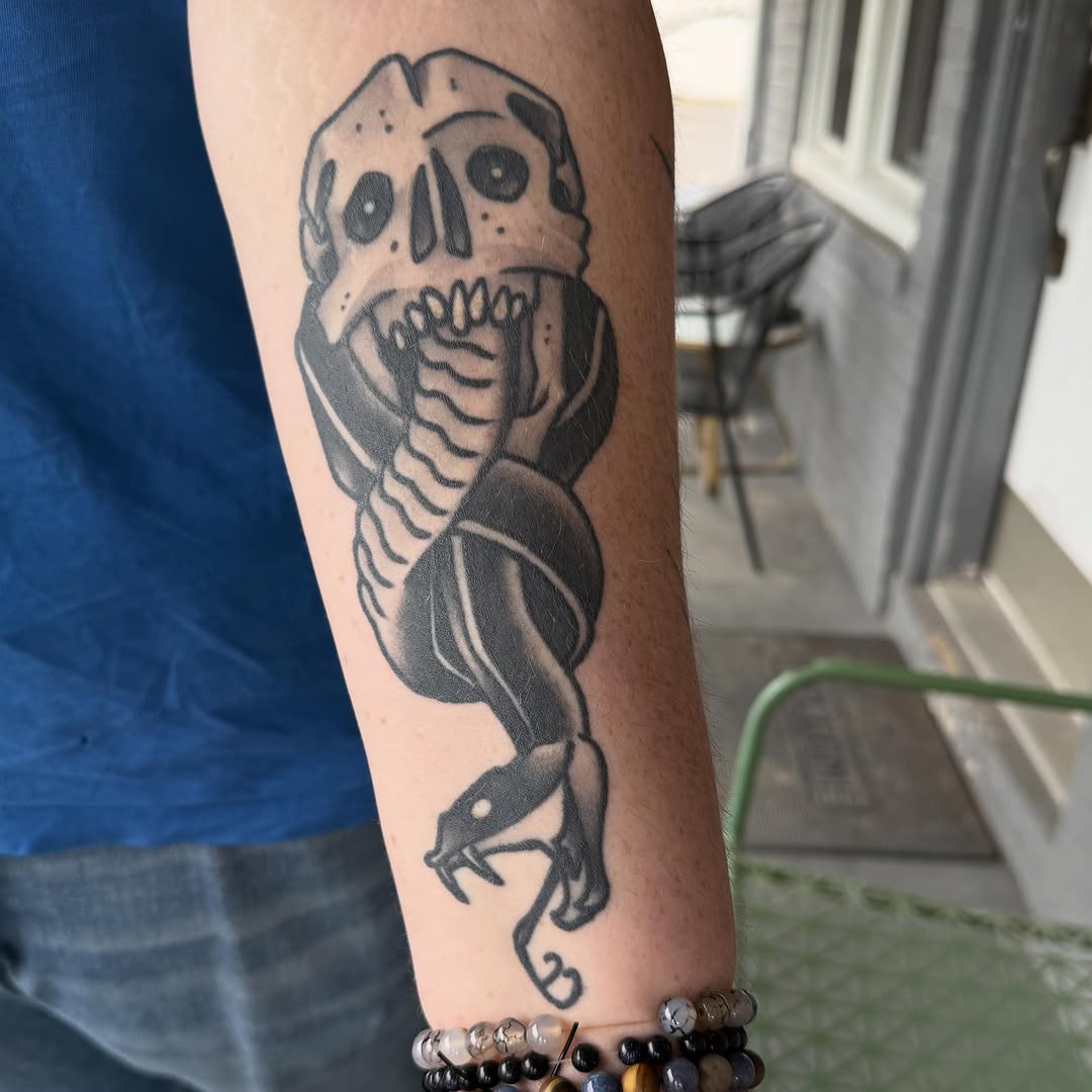 Tattoo by @thebeardedeagle β black_and_grey, american_traditional