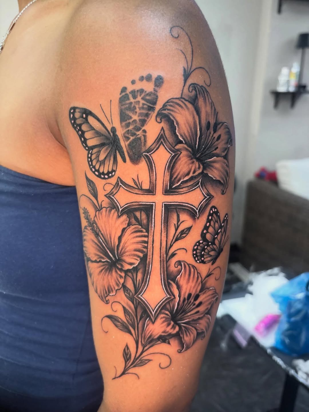 Tattoo by @sheinkd_itt โ black_and_grey, realism