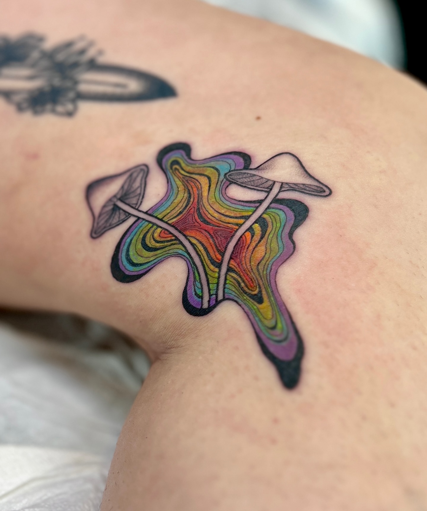 Psychedelic mushrooms new school tattoo on the shoulder by ✨ Pata Pardee ✨ illustration tattoo