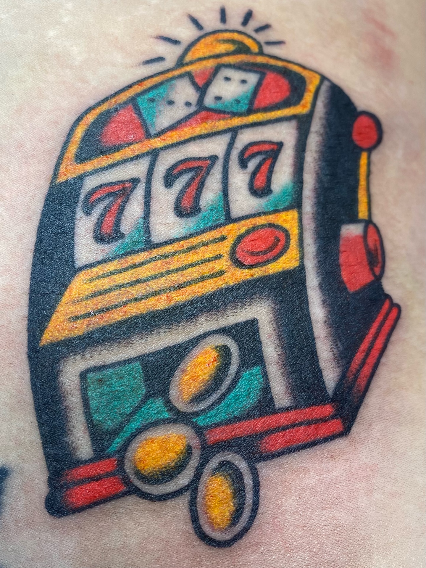 Slot machine American traditional tattoo by ⛓️ L̷i̷n̷n̷e̷a̷⛓️, Las Vegas, Nevada