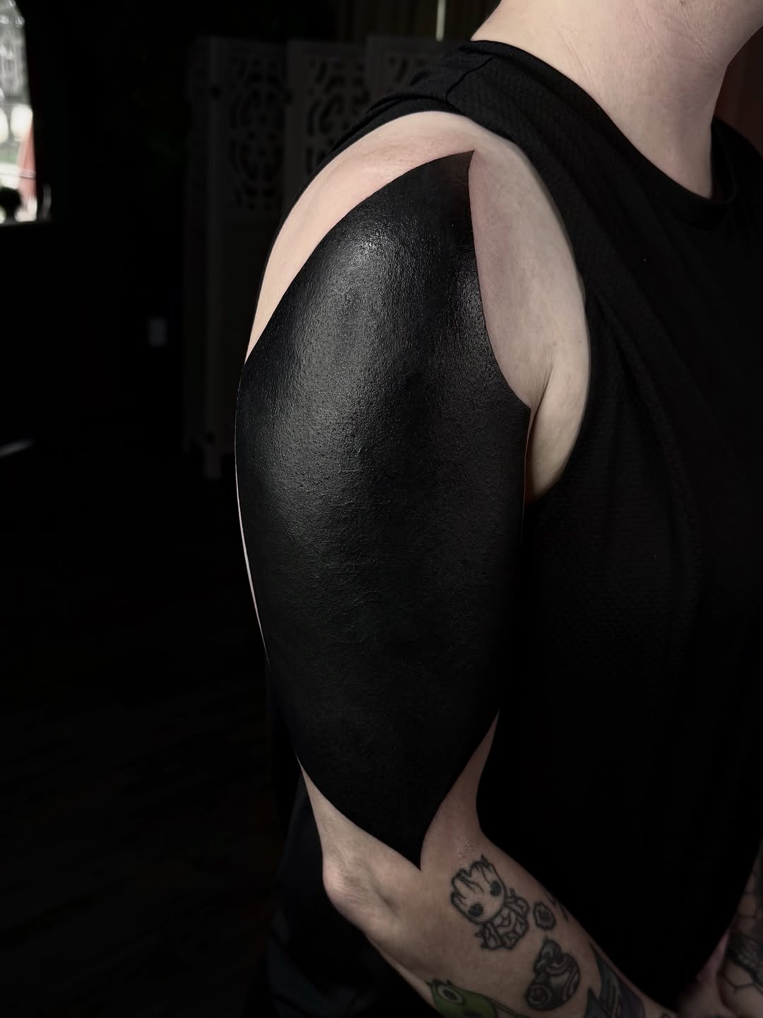 Tattoo by @gloomkvlt β blackwork