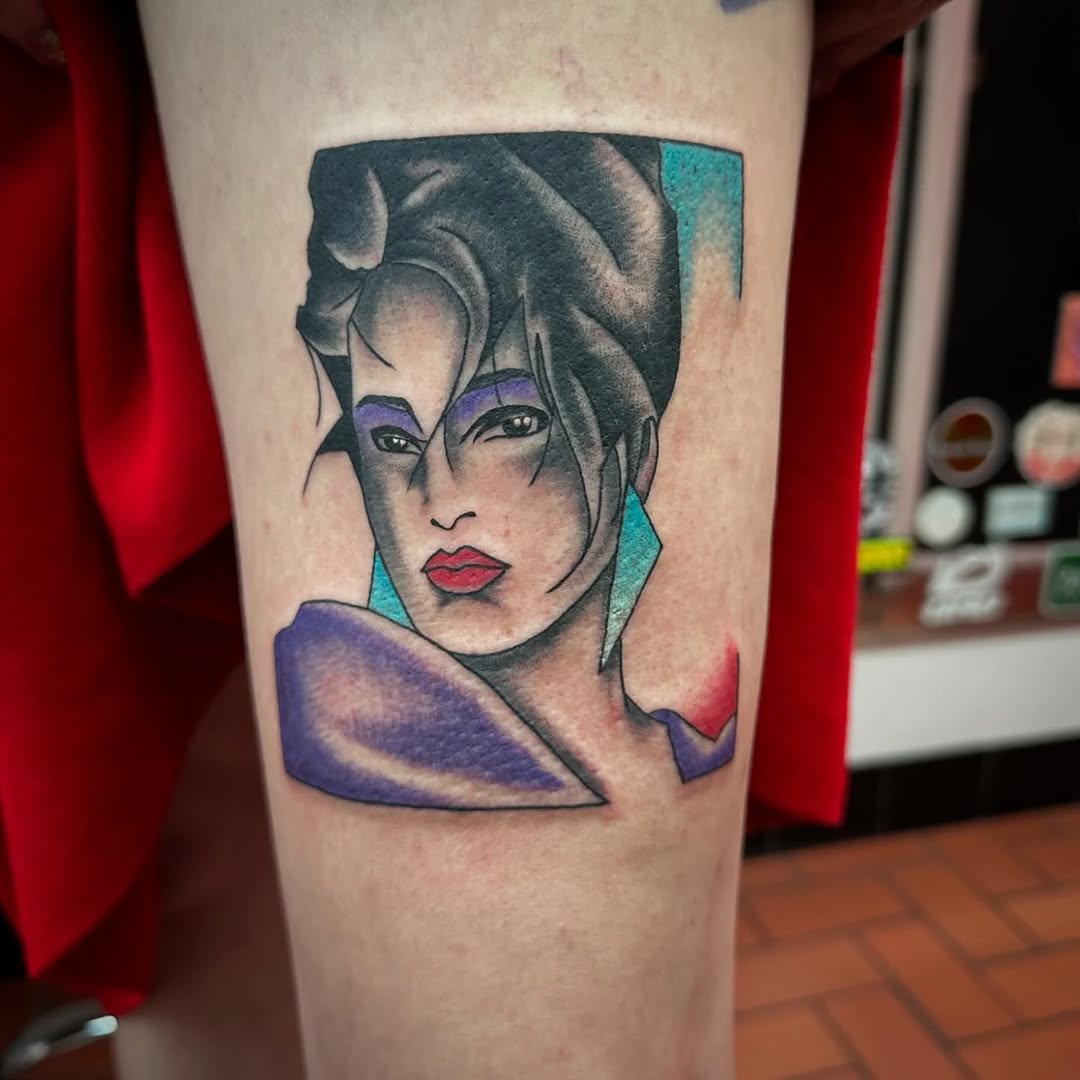 Woman portrait neo-traditional tattoo on the forearm by Rafael Lubowitz