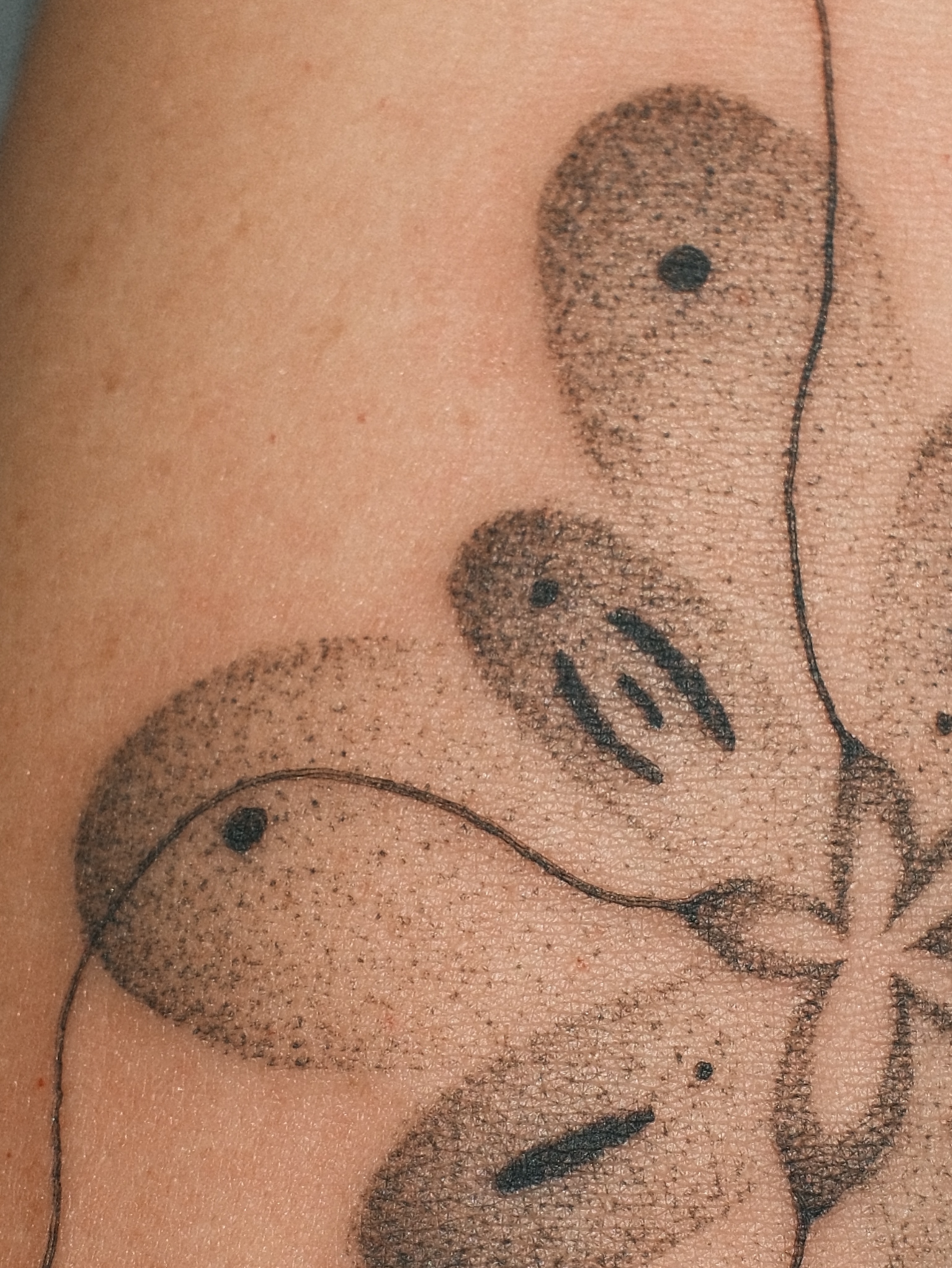 Mother and child dotwork tattoo on the forearm by Diana ๐ซ