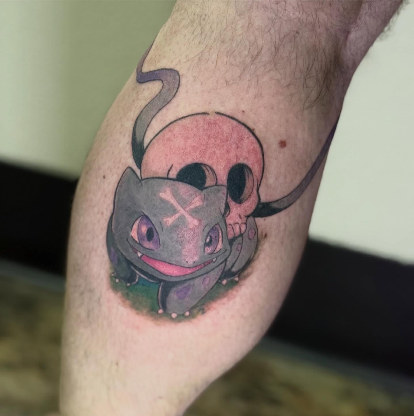Tattoo by @millymillwood โ dotwork, realism