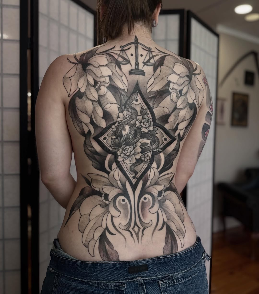 Tattoo by @lauren.tattoos — black_and_grey, ornamental