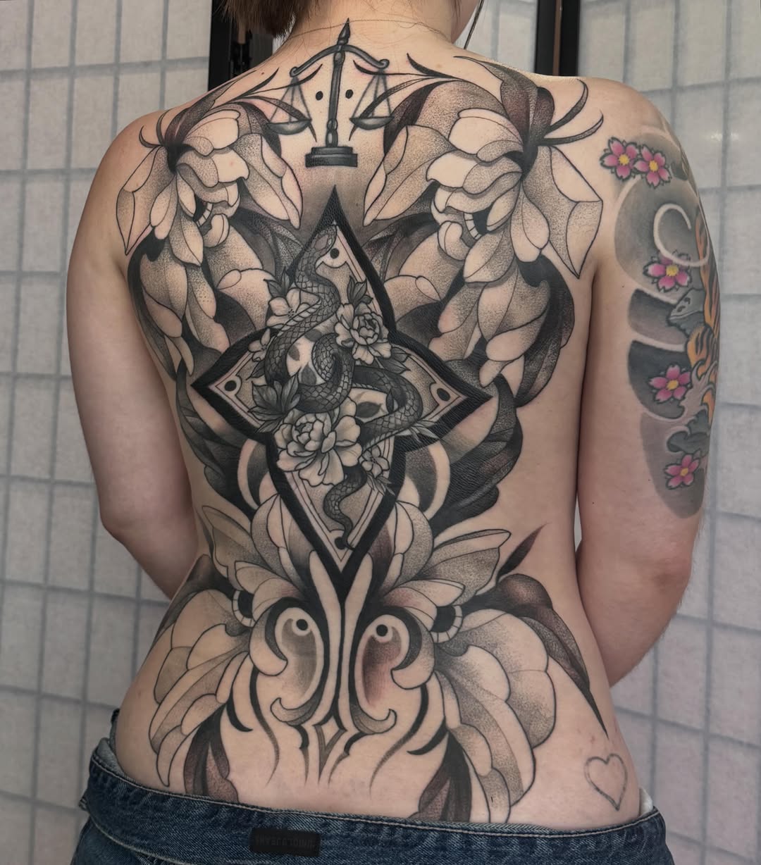 Tattoo by @lauren.tattoos — black_and_grey, ornamental