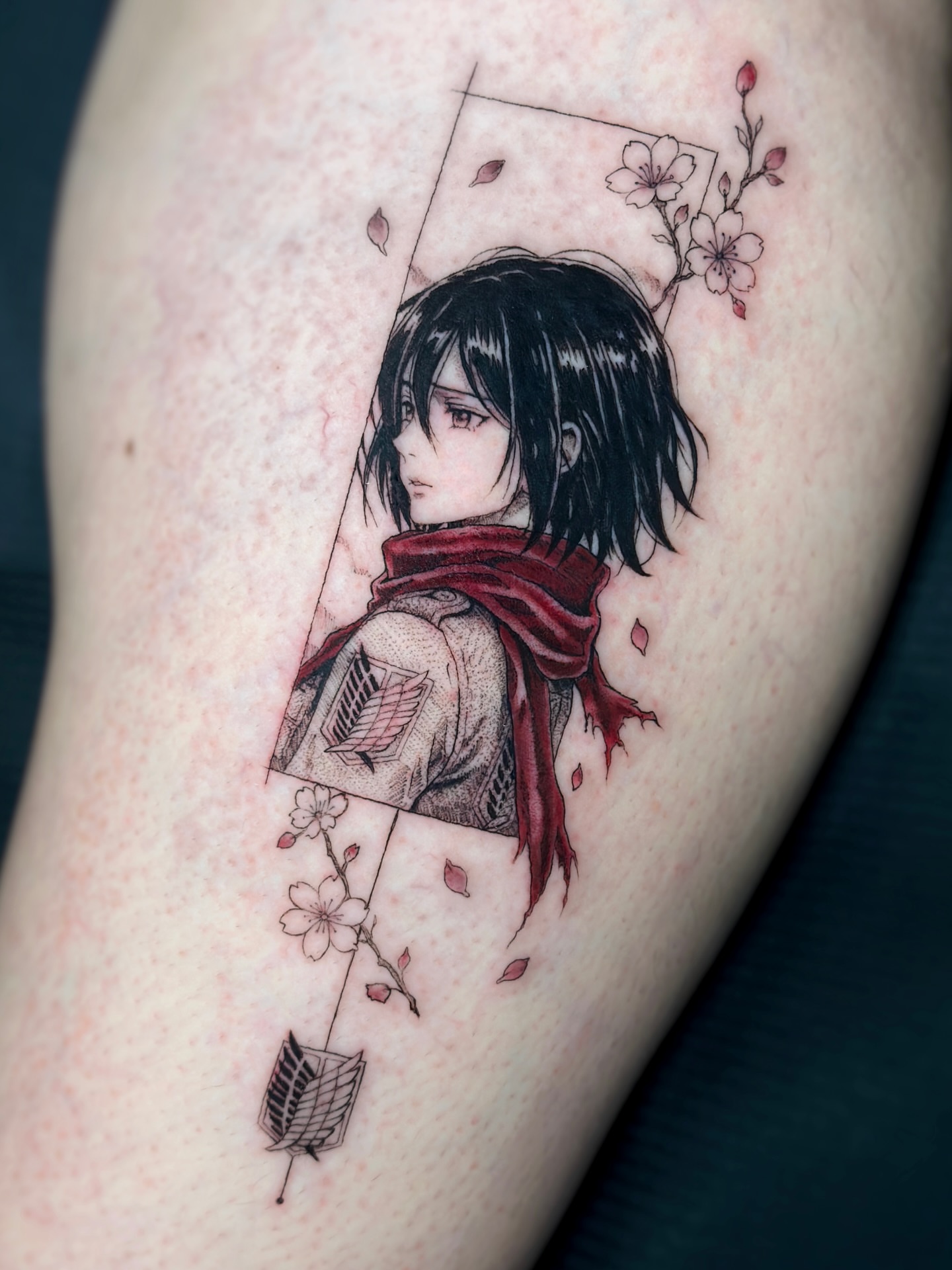 Anime character anime tattoo on the thigh by Fernanda Machado