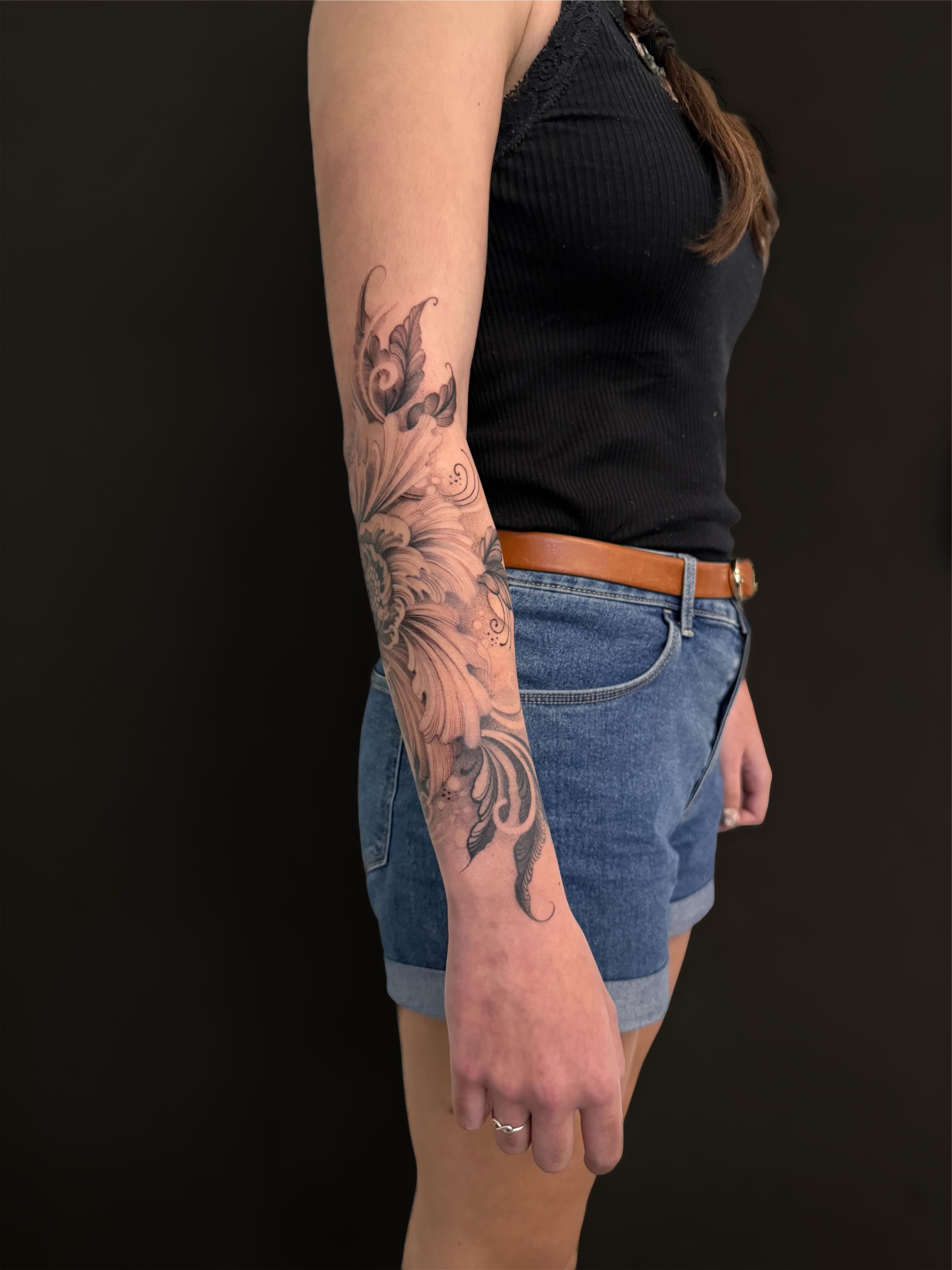 Tattoo by @slaubcreation — black_and_grey