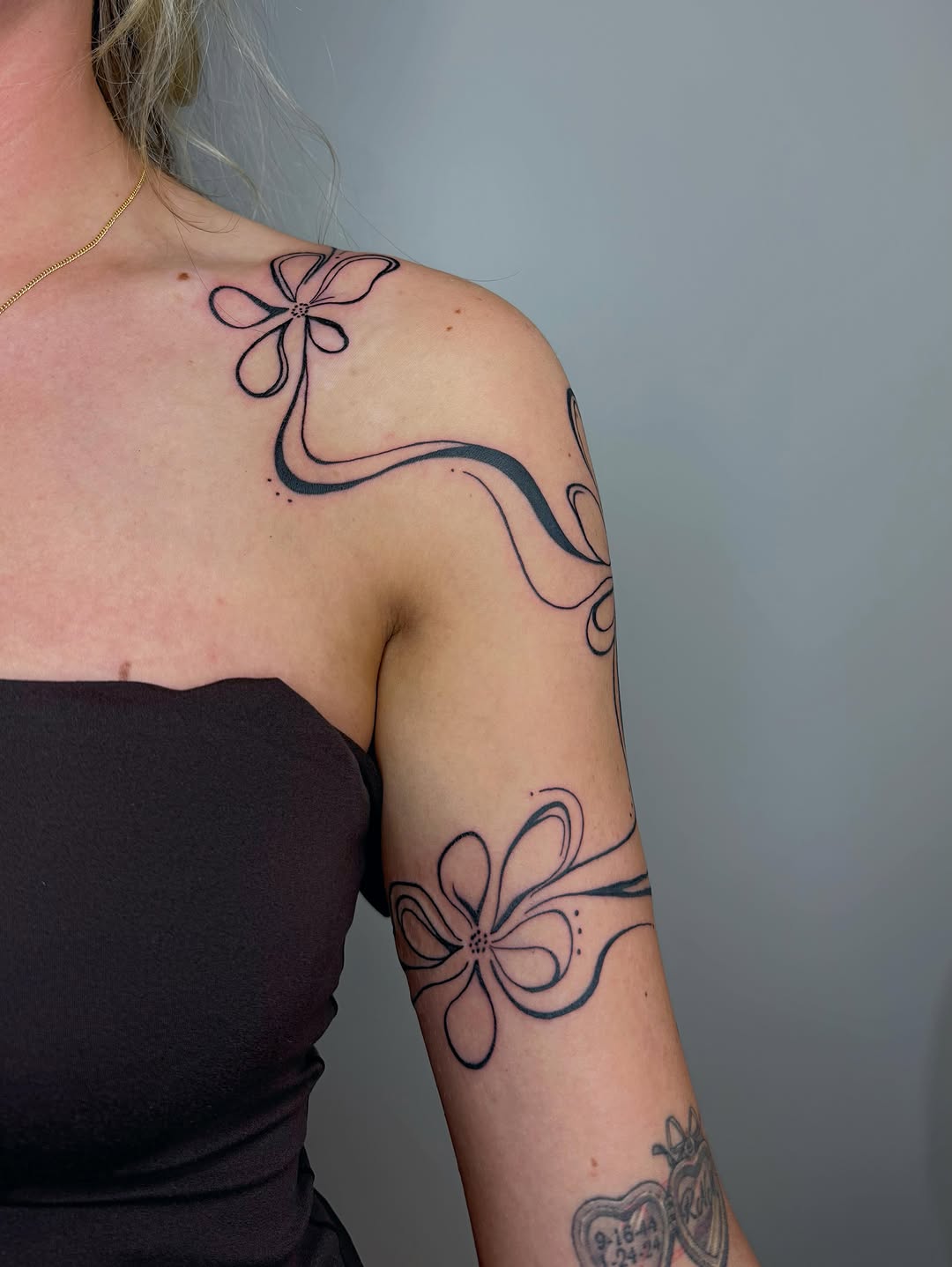 Tattoo by @inkbymercury — fine_line, minimalist