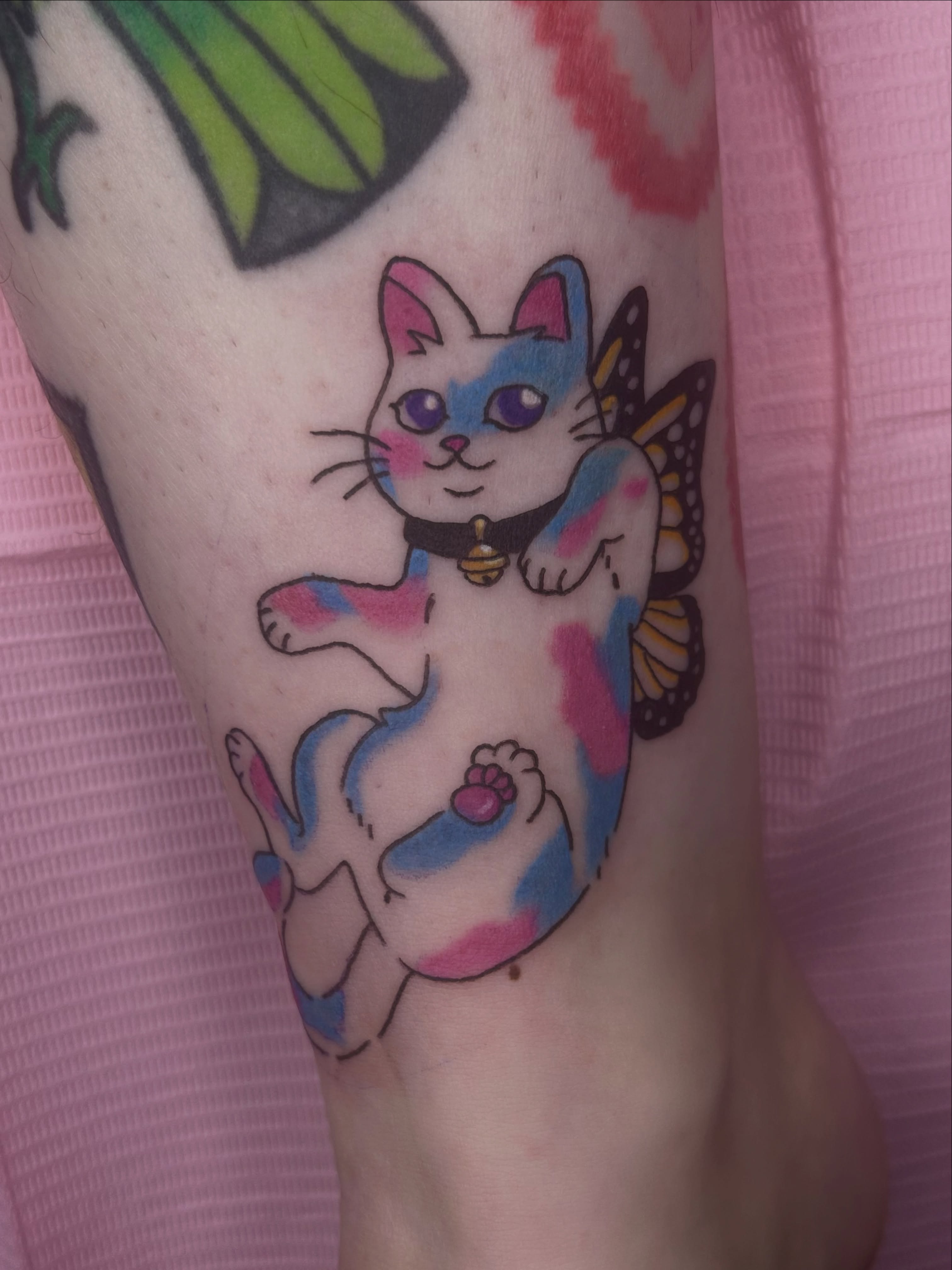 Tattoo by @bee.rose_tattoo — new_school, illustrative
