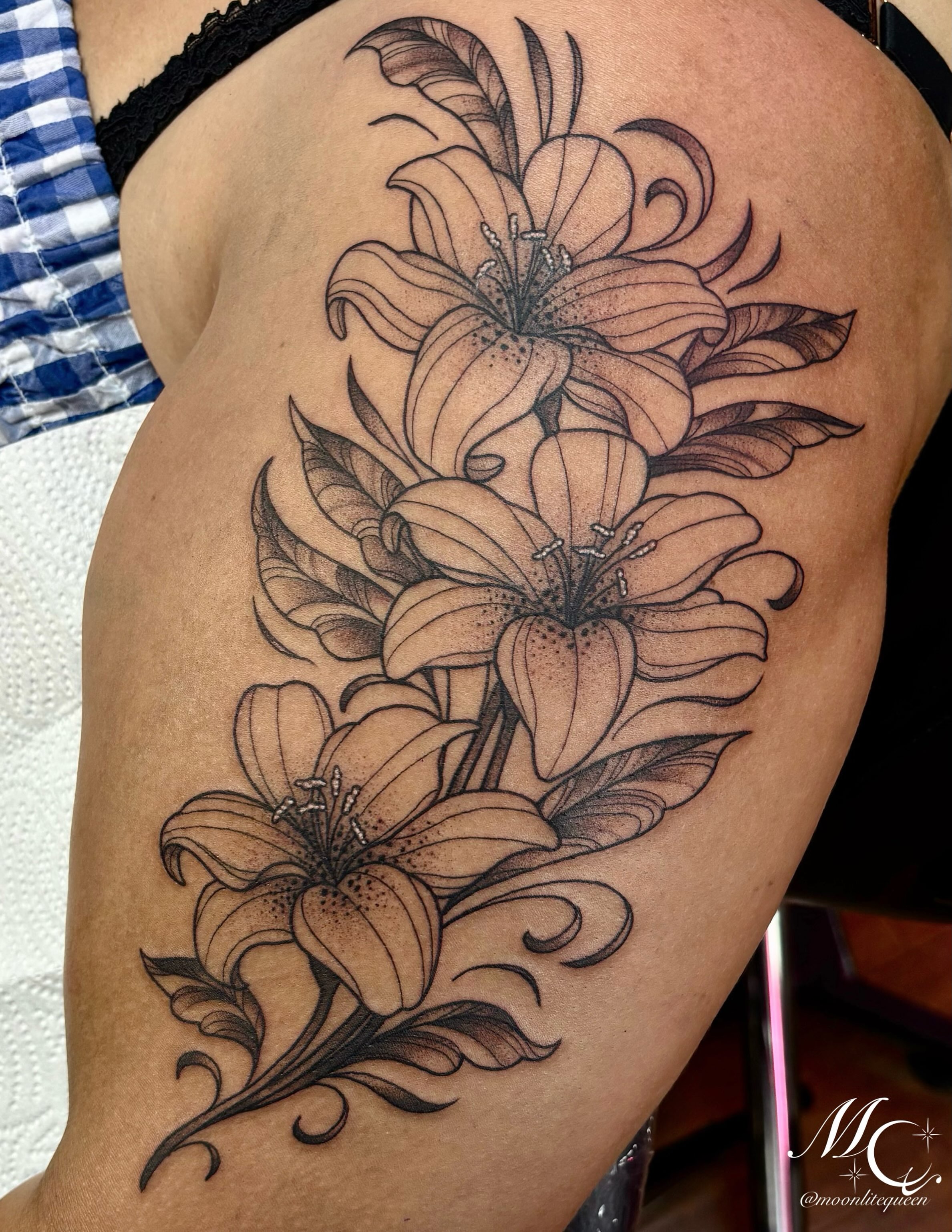 Tattoo by @moonlitequeentattooist — black_and_grey