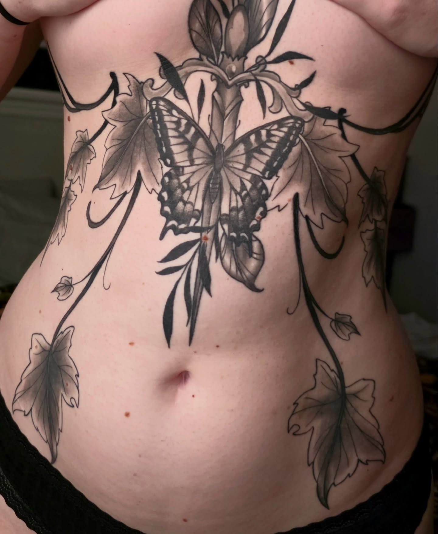 Tattoo by @marisolcreative β black_and_grey