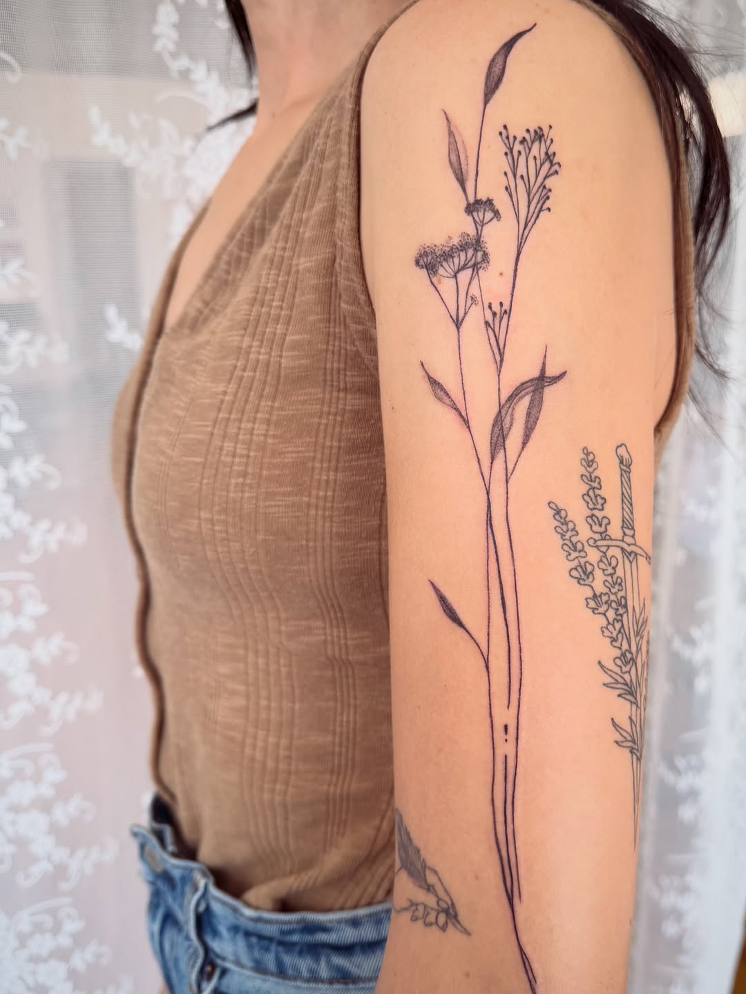 Tattoo by @art_with_lin — fine_line