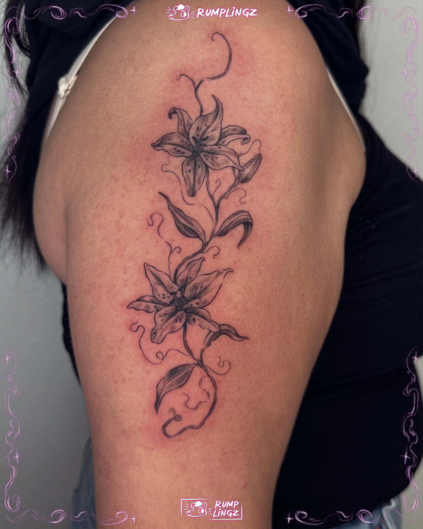 Lily black and grey tattoo on the thigh by 💗Rin tattoos💗