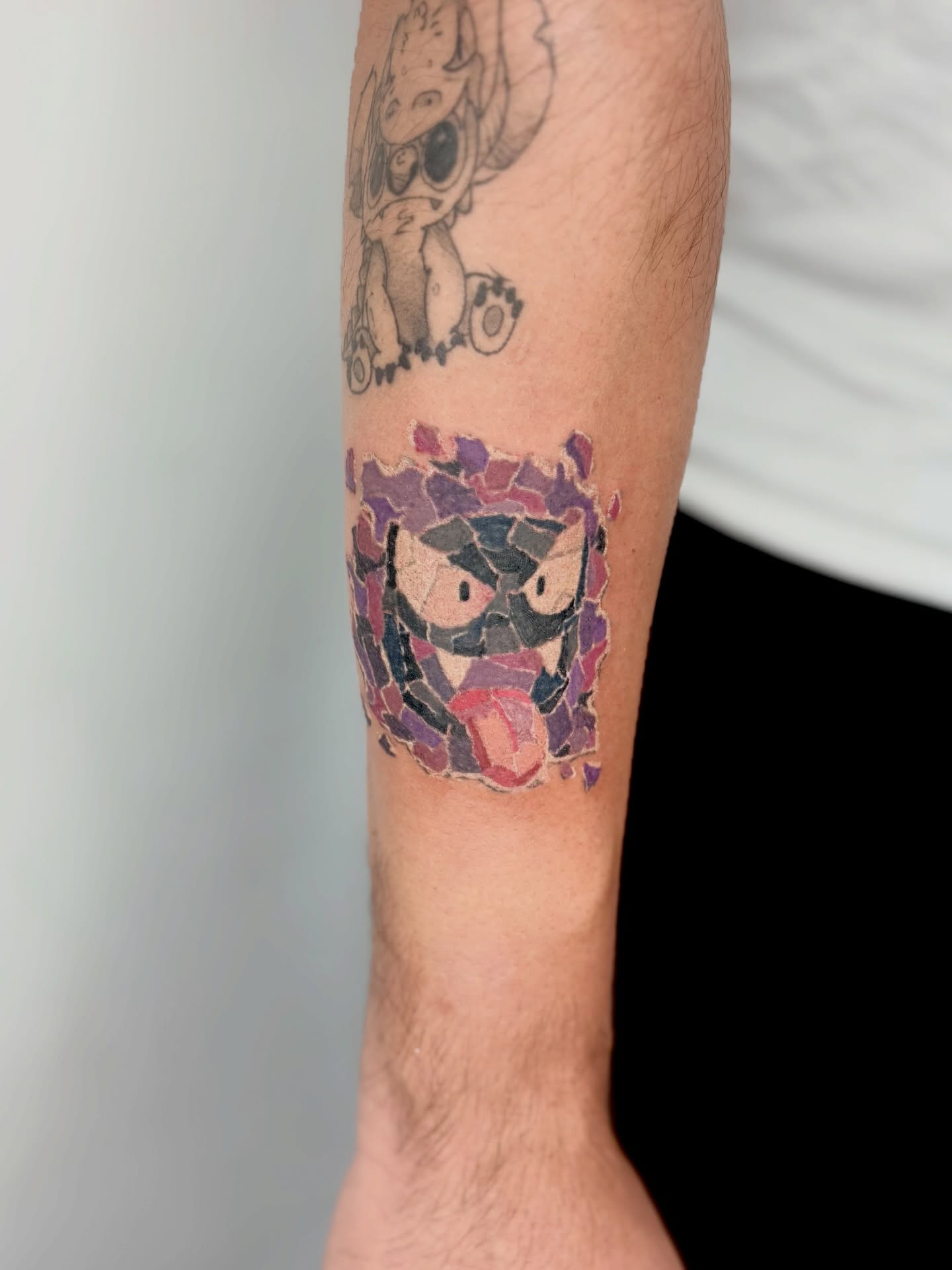 Mask dotwork tattoo on the forearm by Rami, Maden🇰🇷