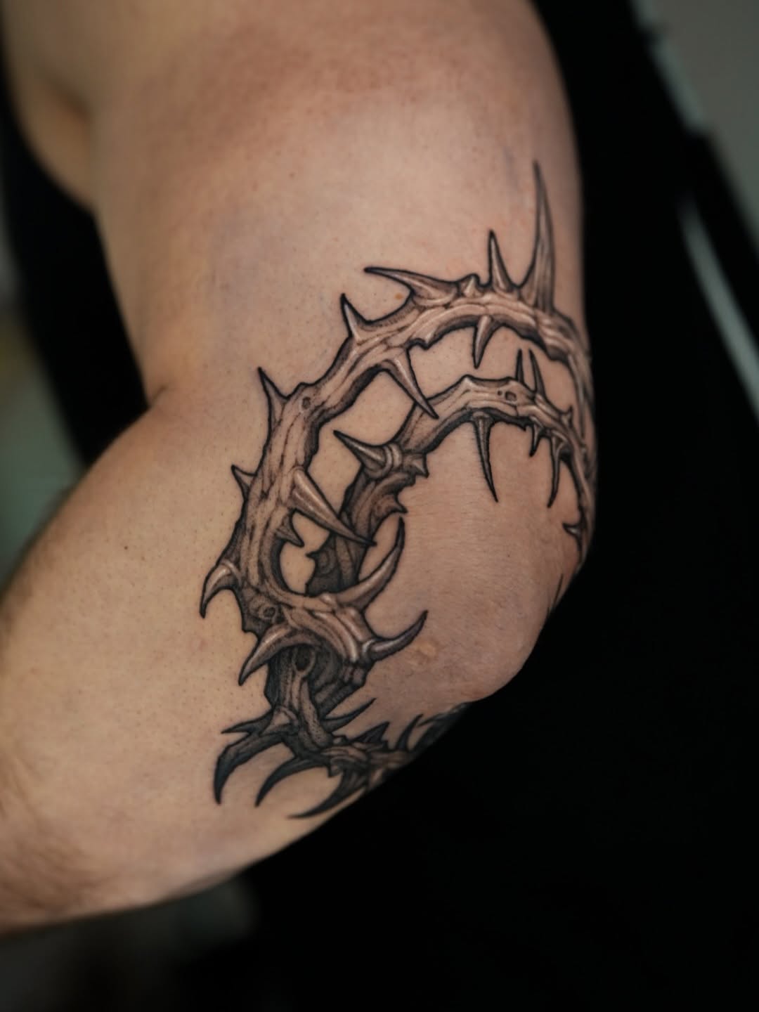 Tattoo by @apso_tattoo — black_and_grey, realism