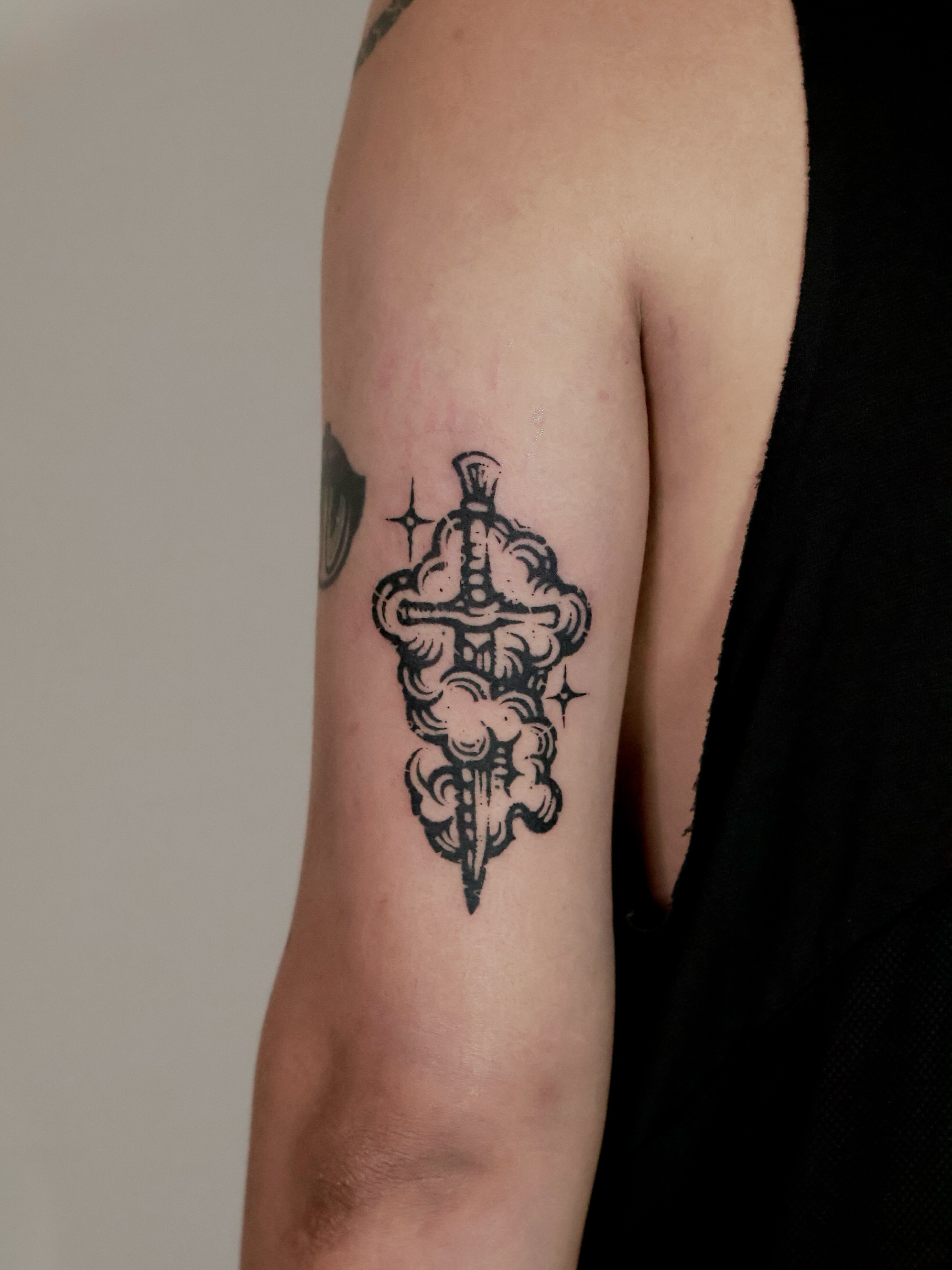 Tattoo by @momotattoo0906 — black_and_grey