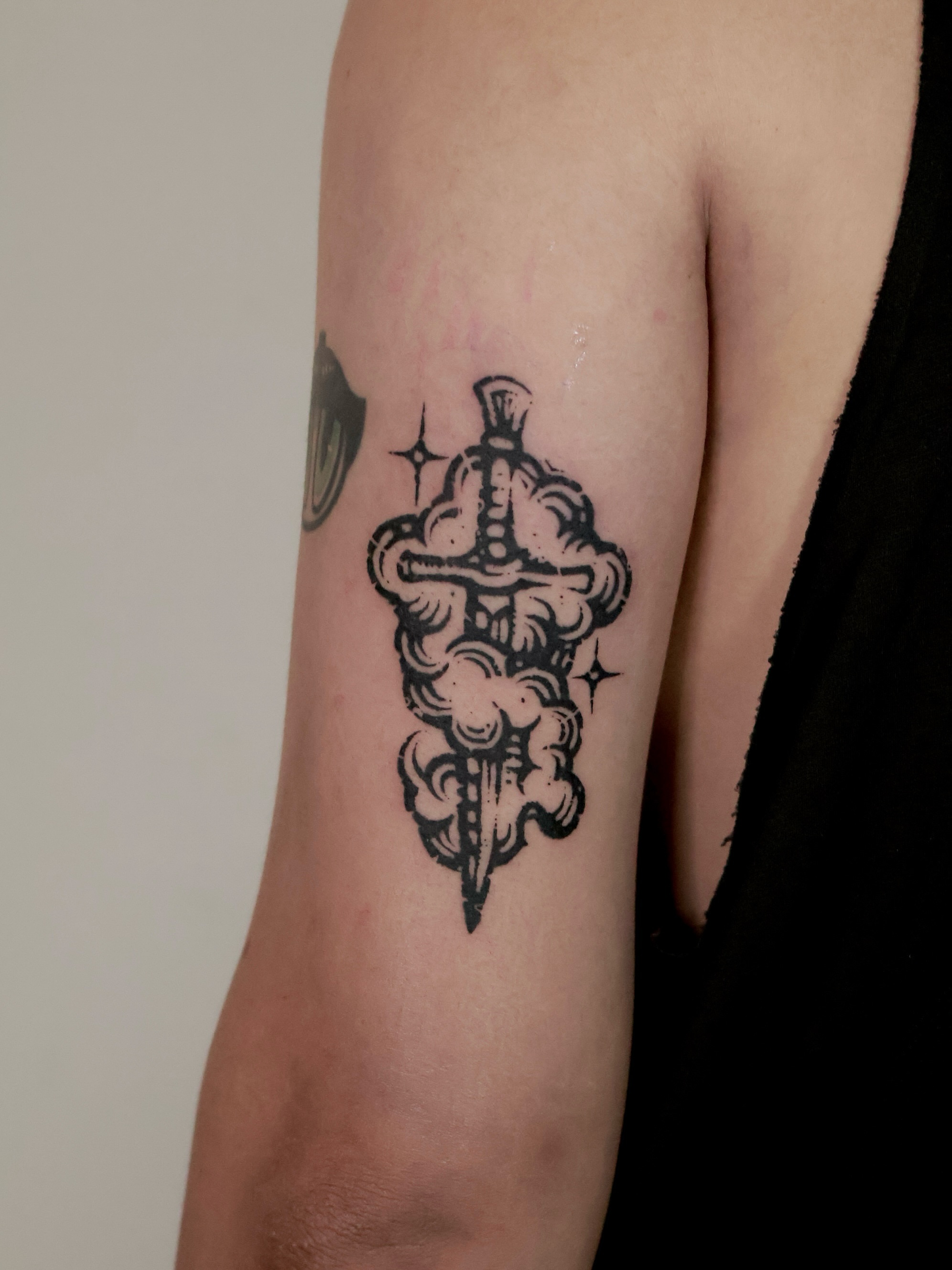 Tattoo by @momotattoo0906 — black_and_grey