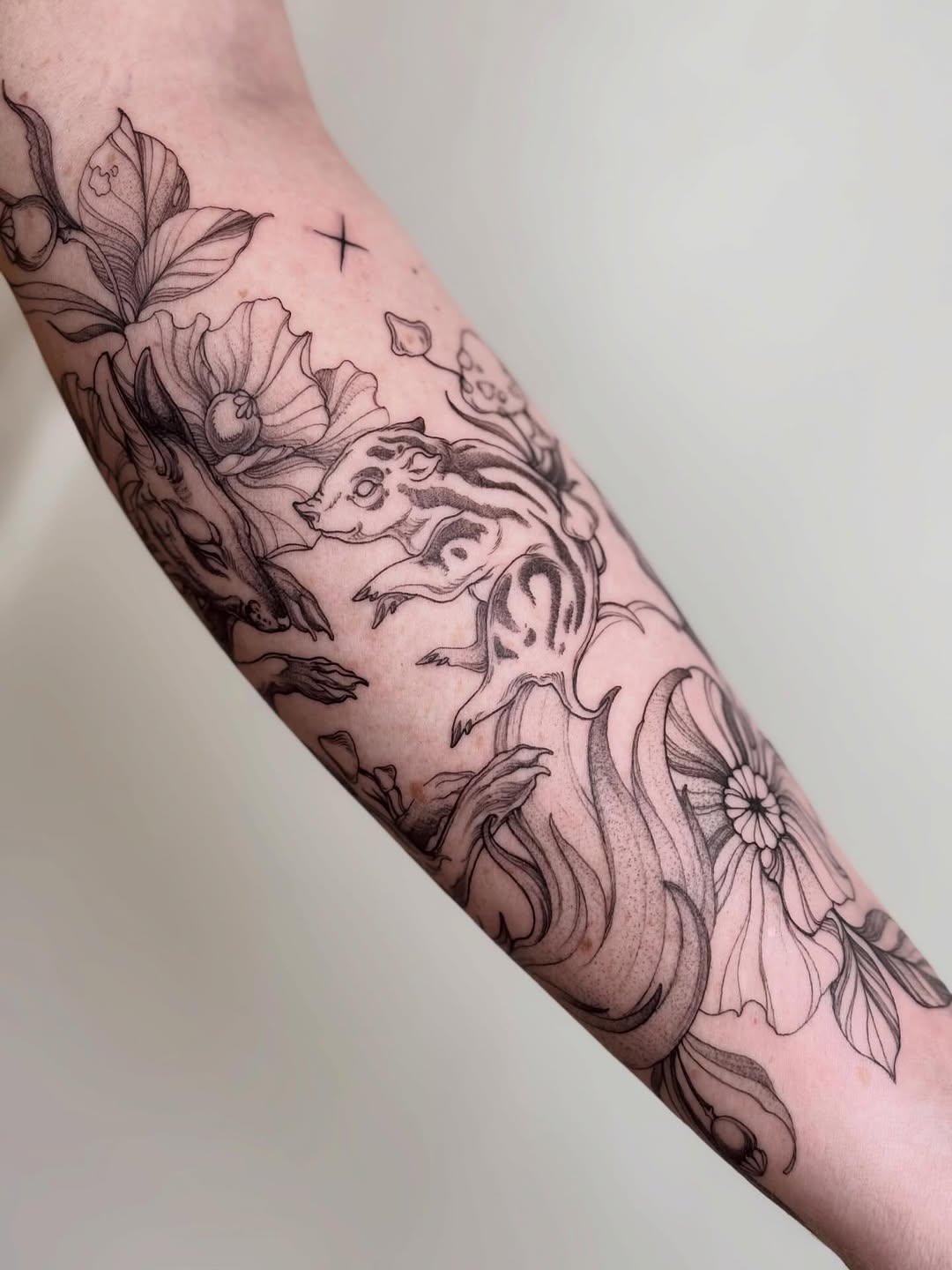 Tattoo by @vaprol — fine_line, illustrative