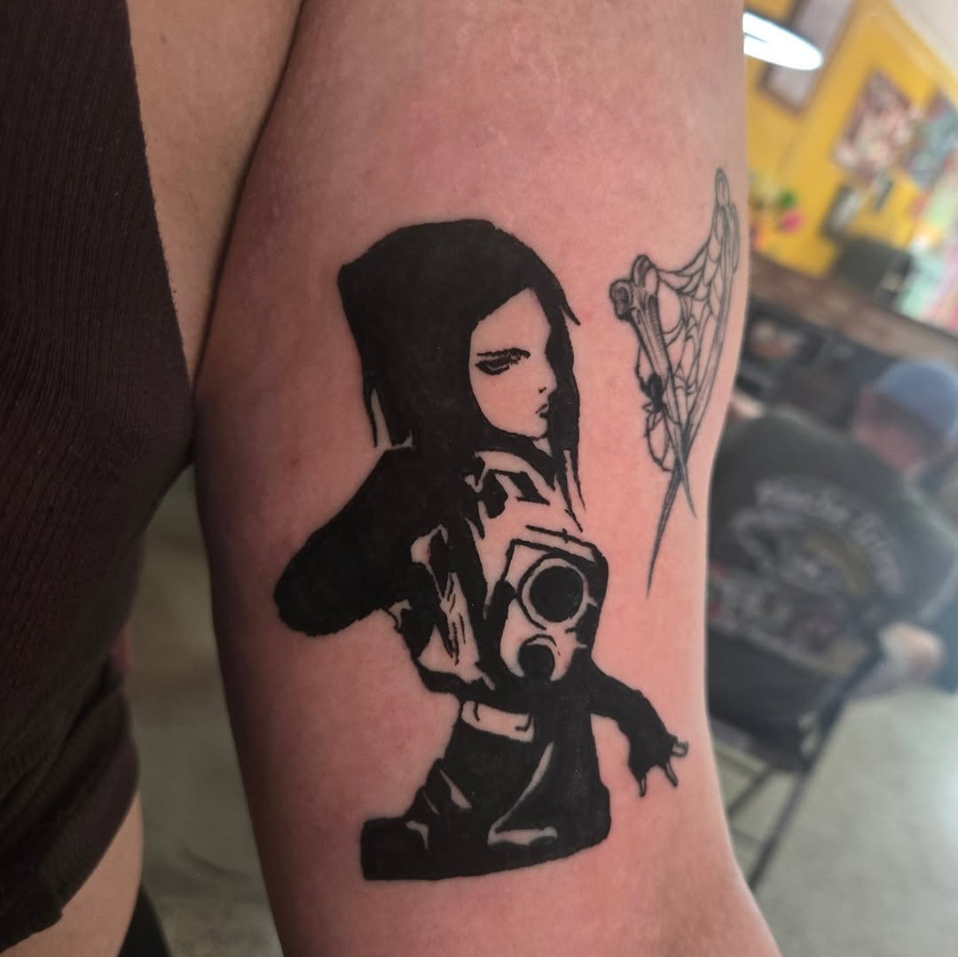 Tattoo by @bugpin7rl — blackwork, illustrative