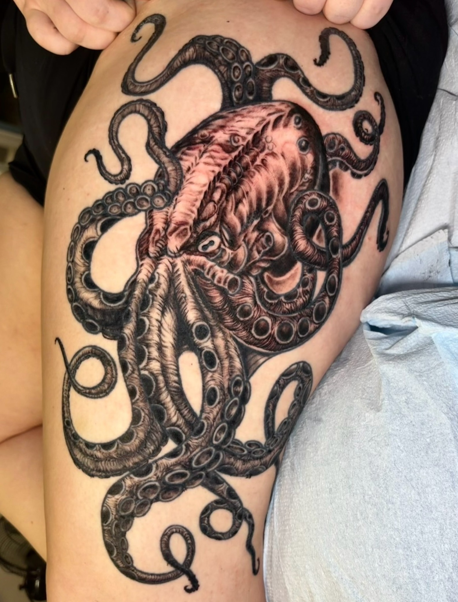 Tattoo by @theendoftimeis2am โ realism