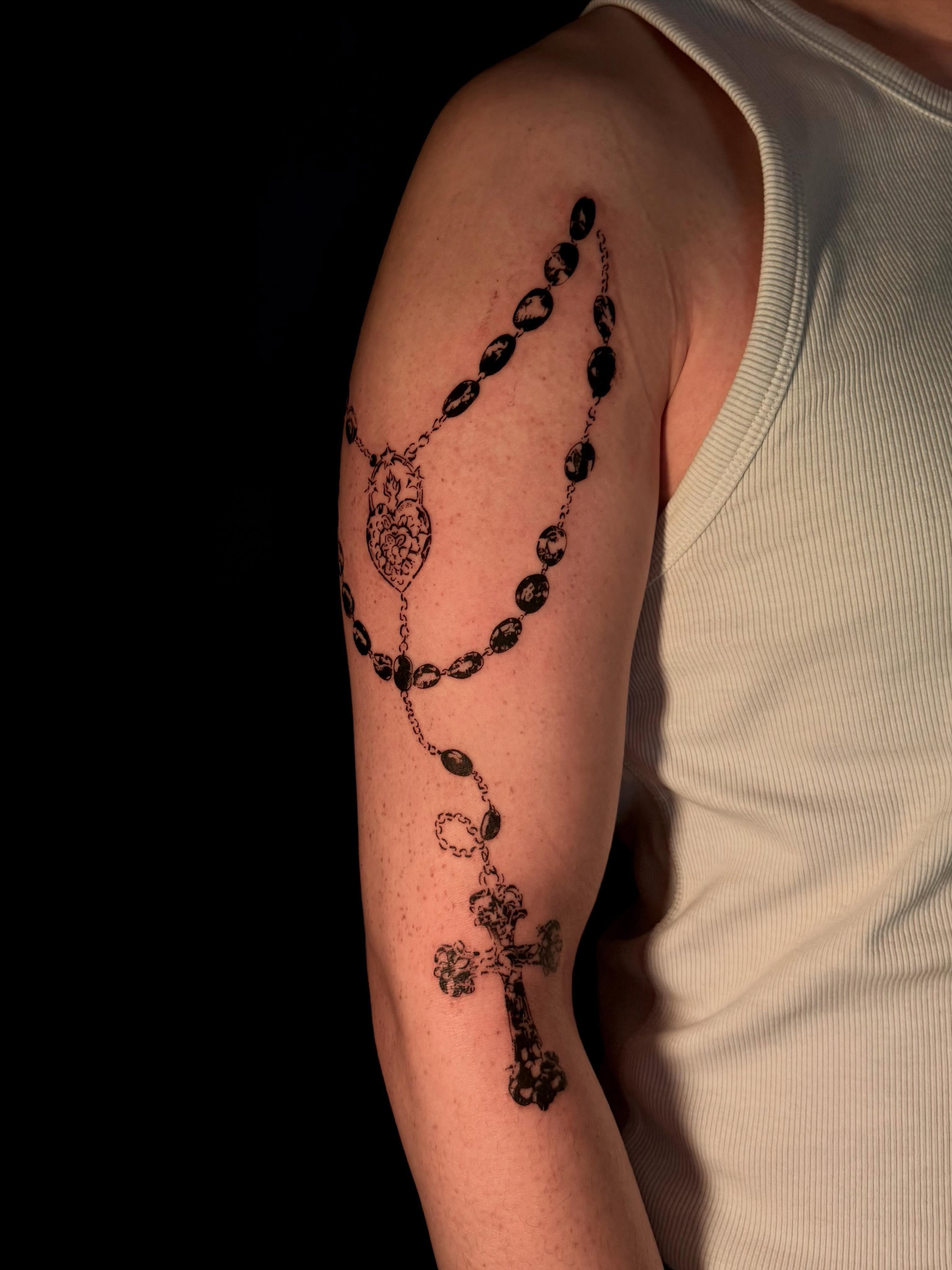 Tattoo by @juniperinkk — black_and_grey