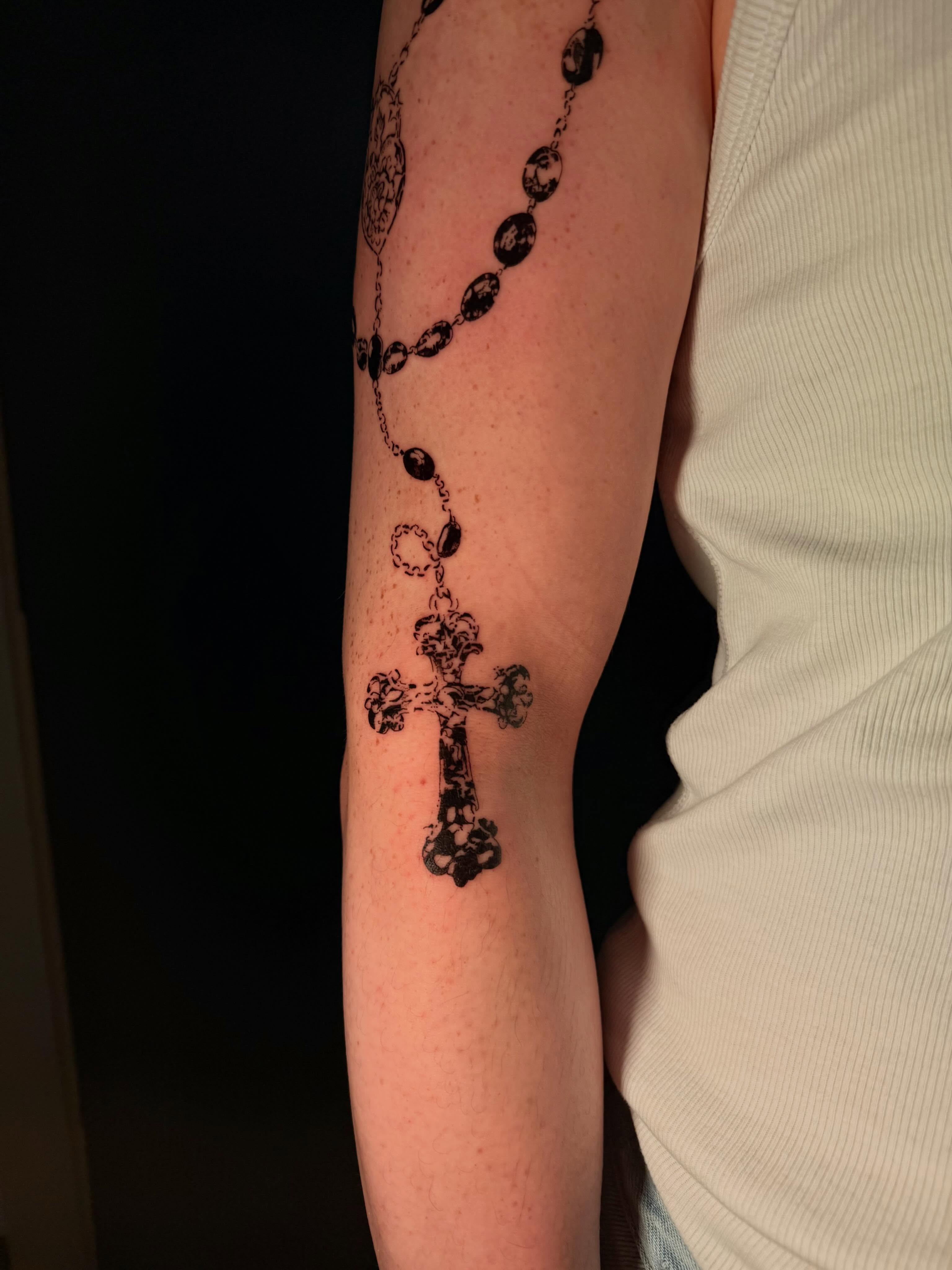 Tattoo by @juniperinkk — black_and_grey