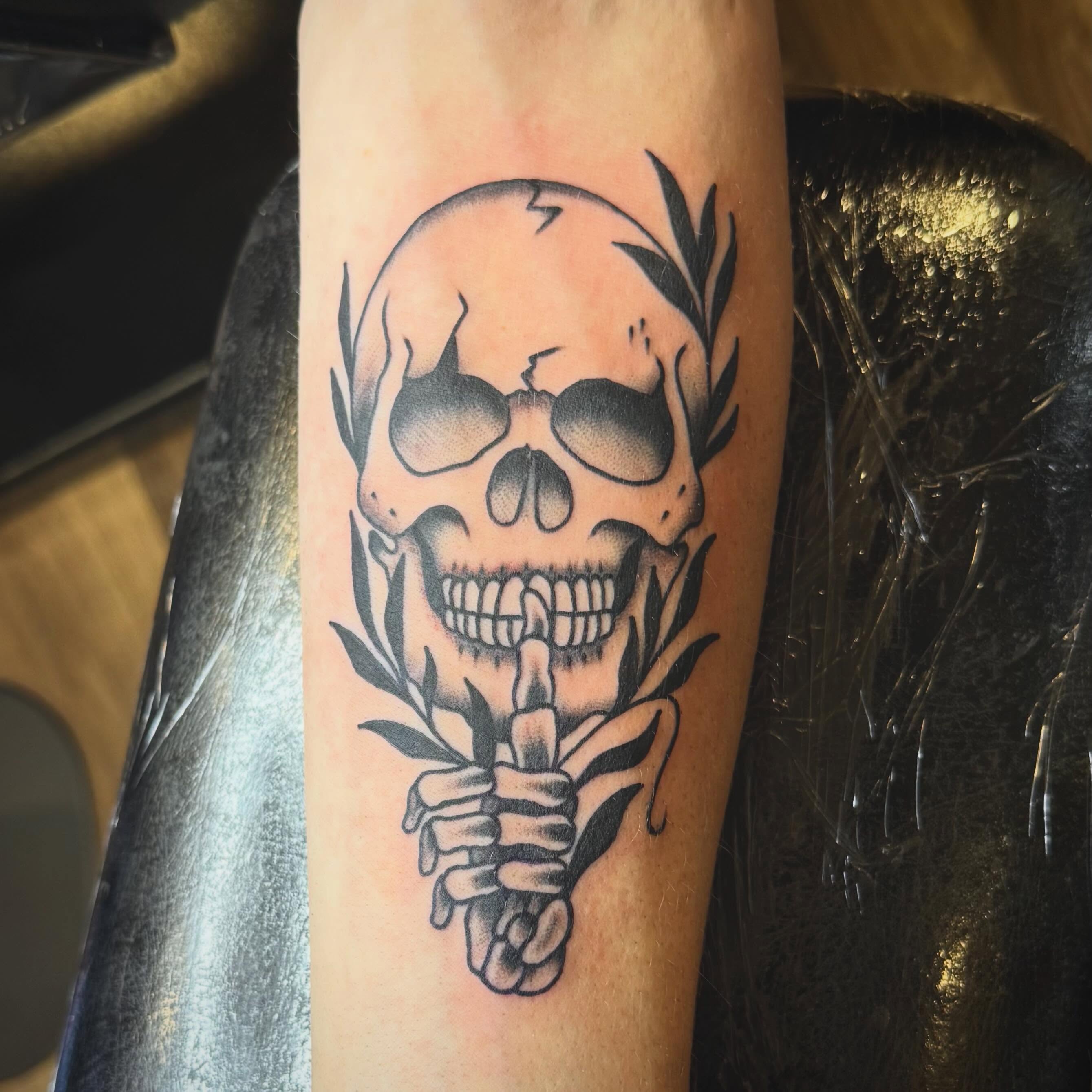 Tattoo by @jordytattsyou — black_and_grey
