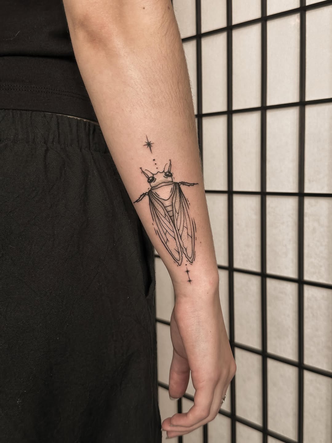 Tattoo by @into.thegraves — fine_line, minimalist