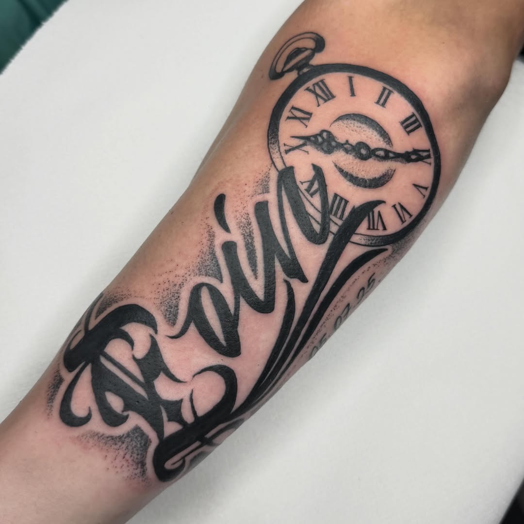 Clock and cursive script realism tattoo on the forearm by Aiden Shaw